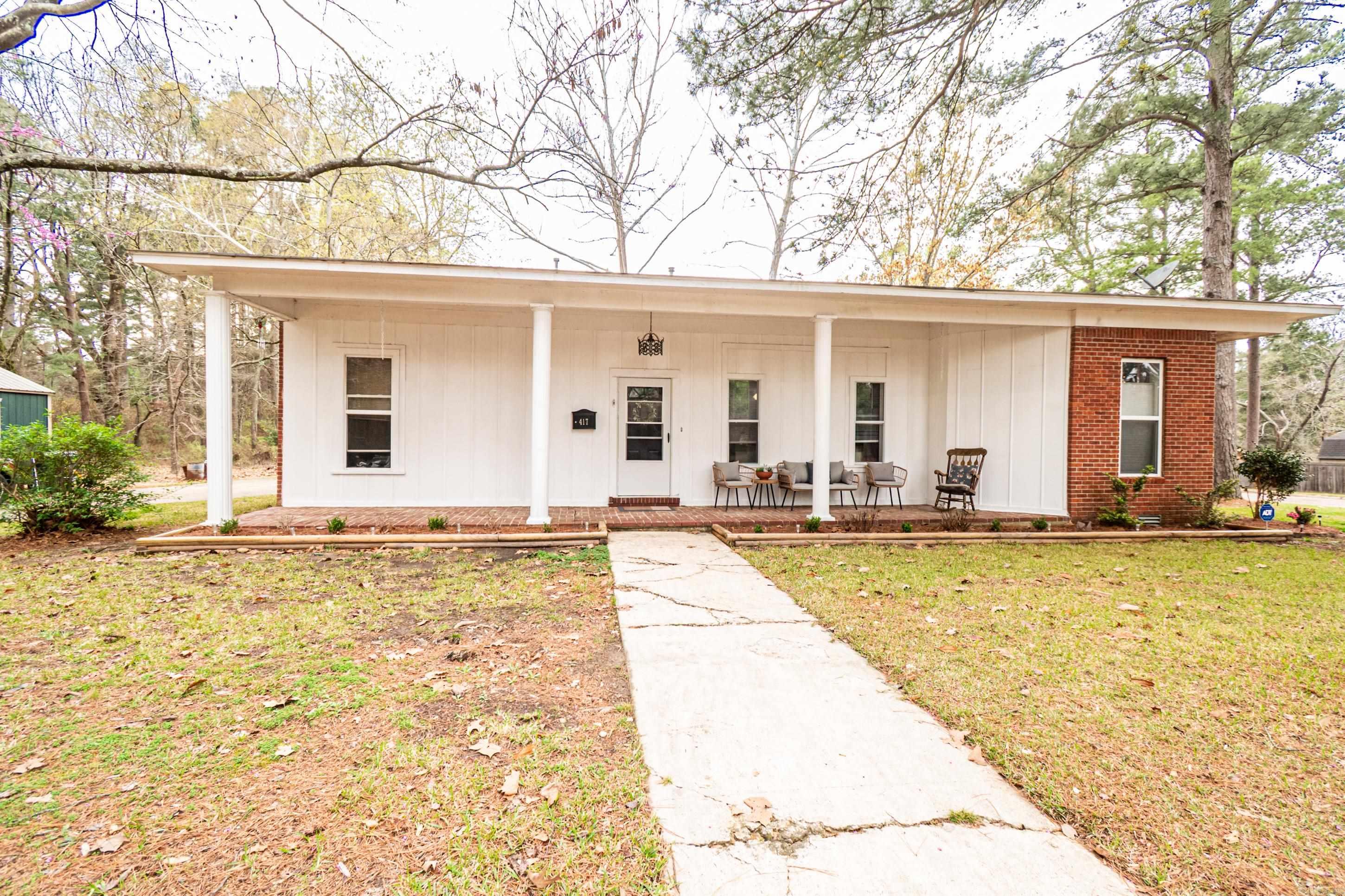417  Pledger St  Fordyce, AR
