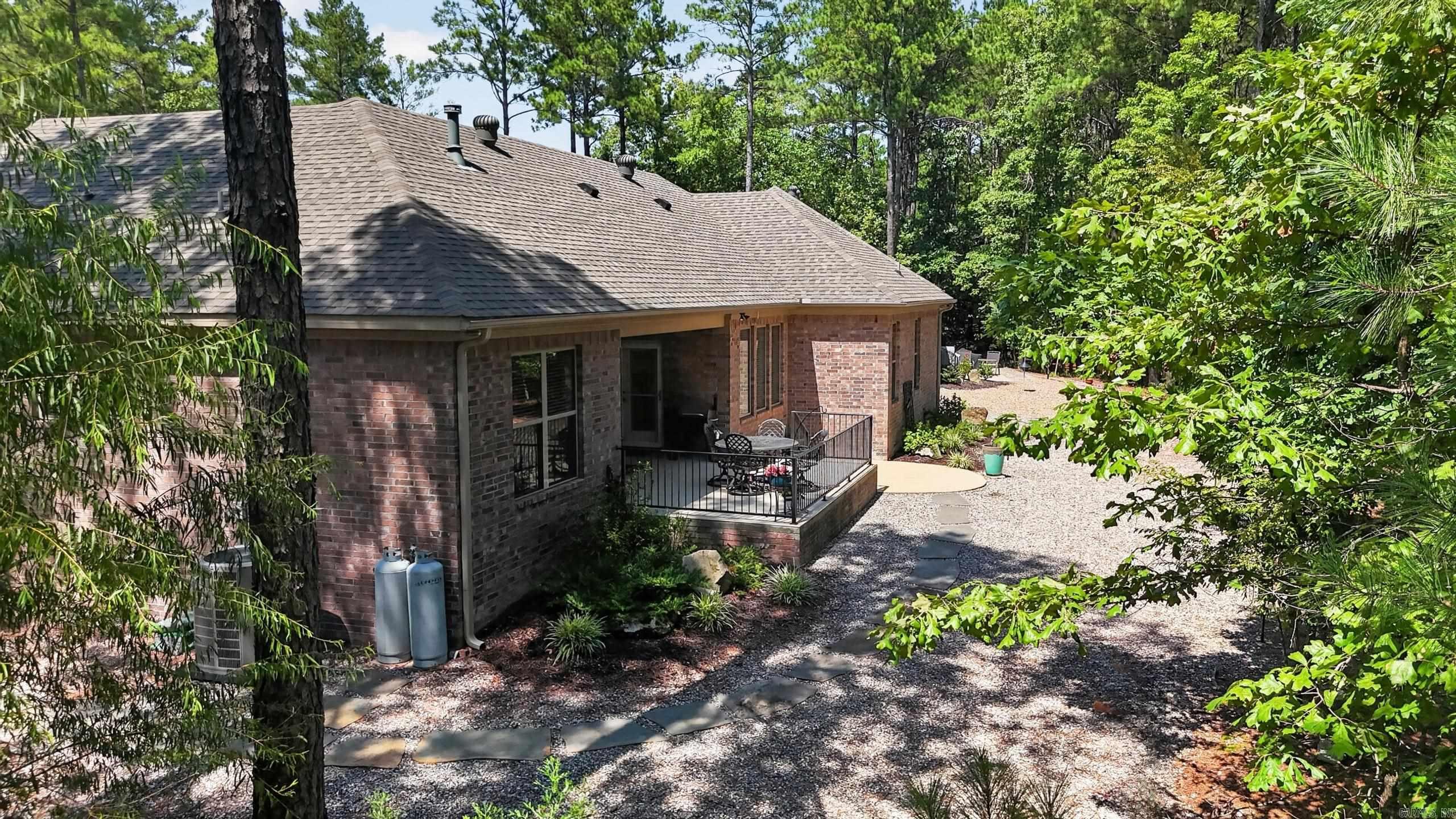 10 Villas Way Hot Springs Village, AR 71909