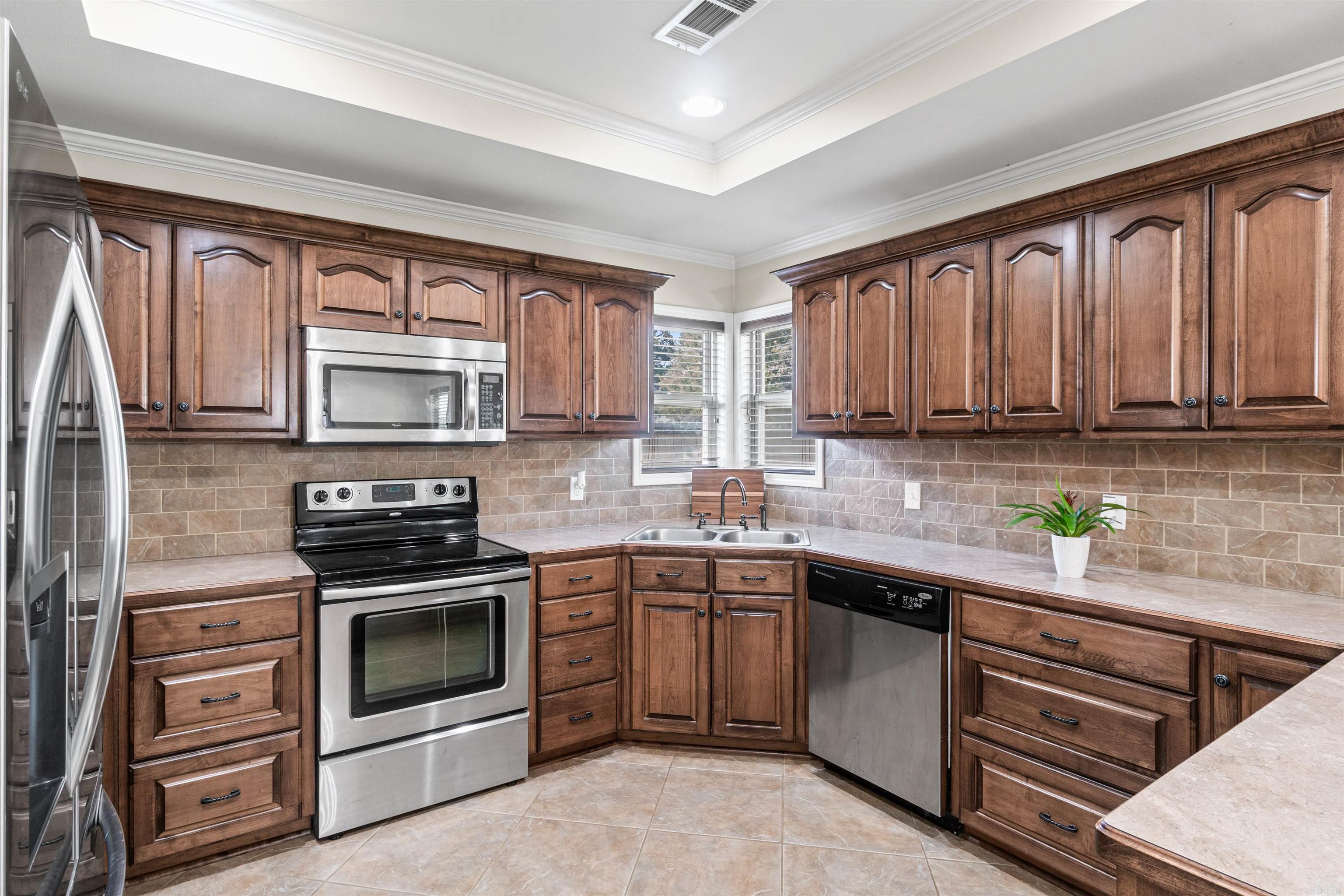 5 Smokey Ridge  Sheridan, AR