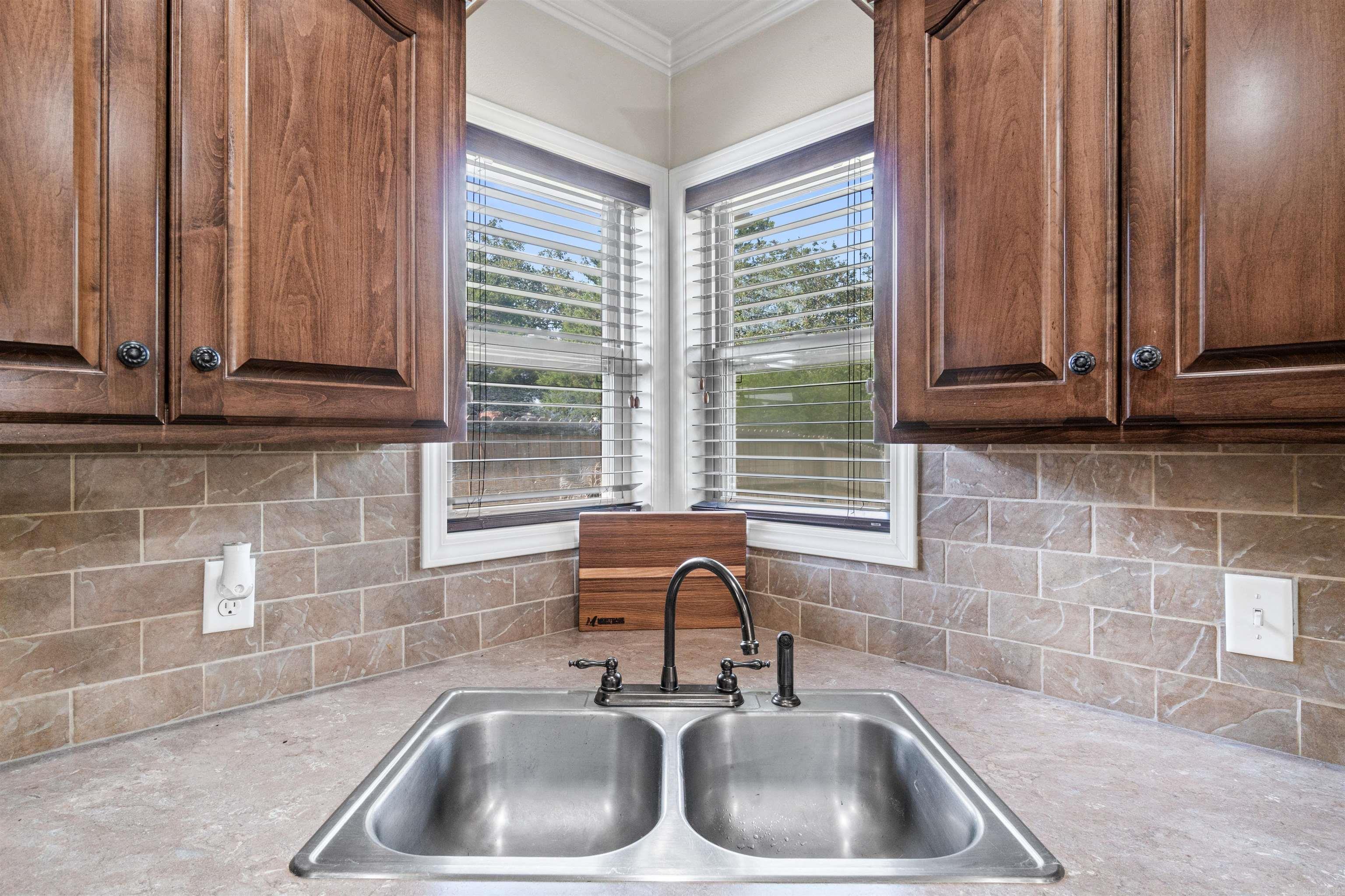 5 Smokey Ridge  Sheridan, AR
