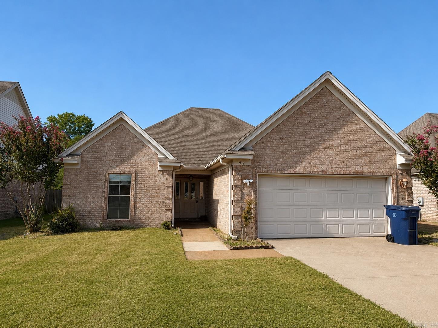 912  Neil Sain  Marion, AR