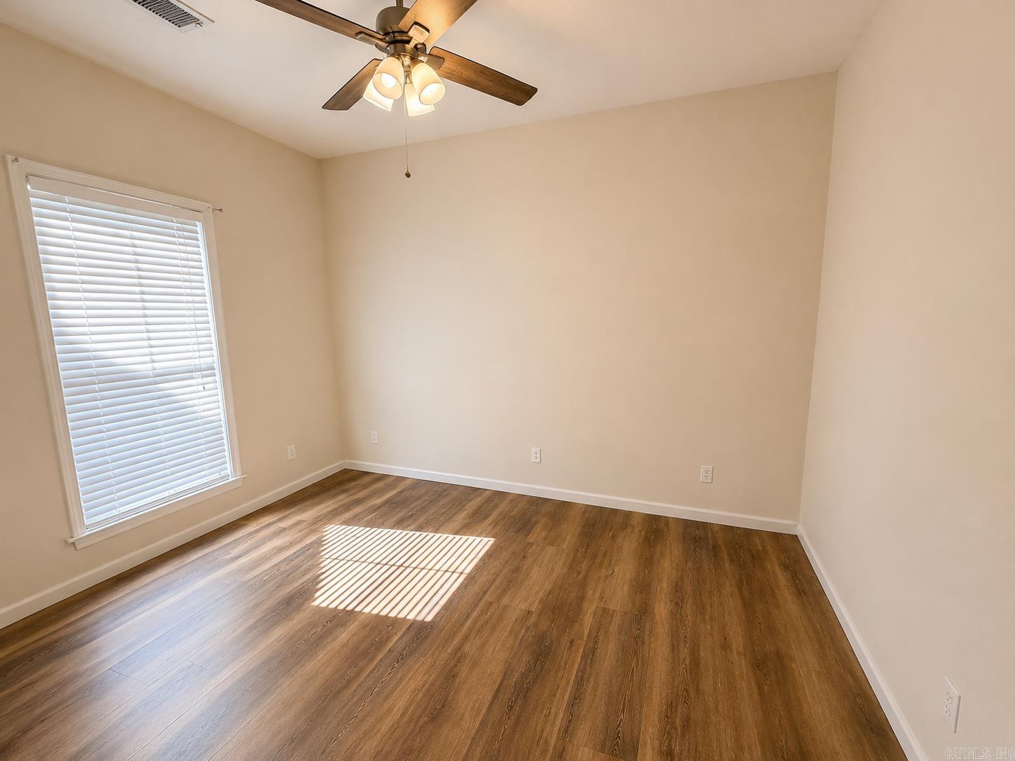 912 Neil Sain  Marion, AR