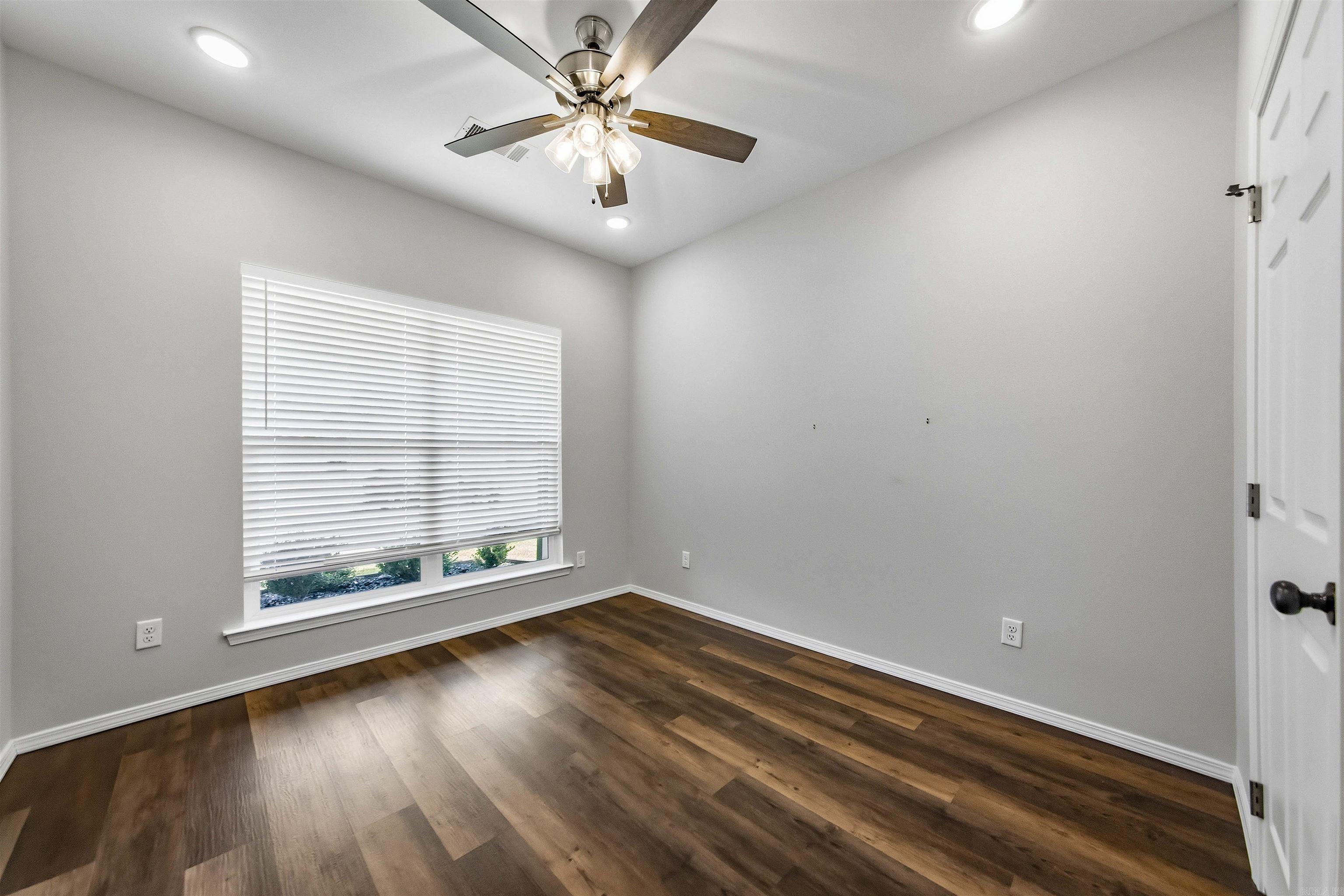 3543 Village Walk Drive  Bryant, AR