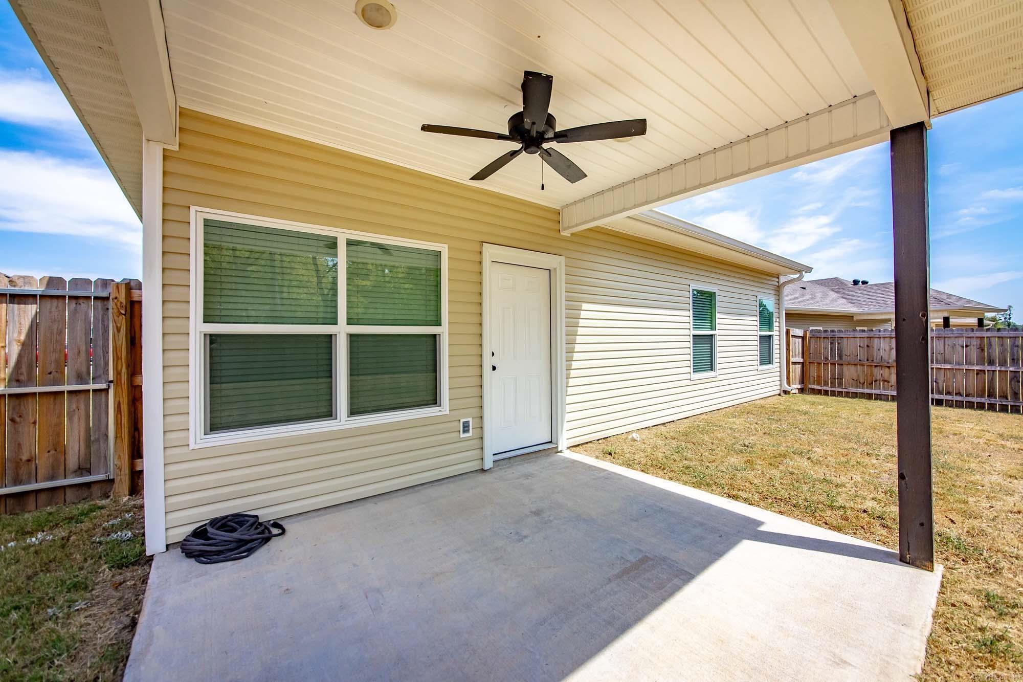 3543 Village Walk Drive  Bryant, AR