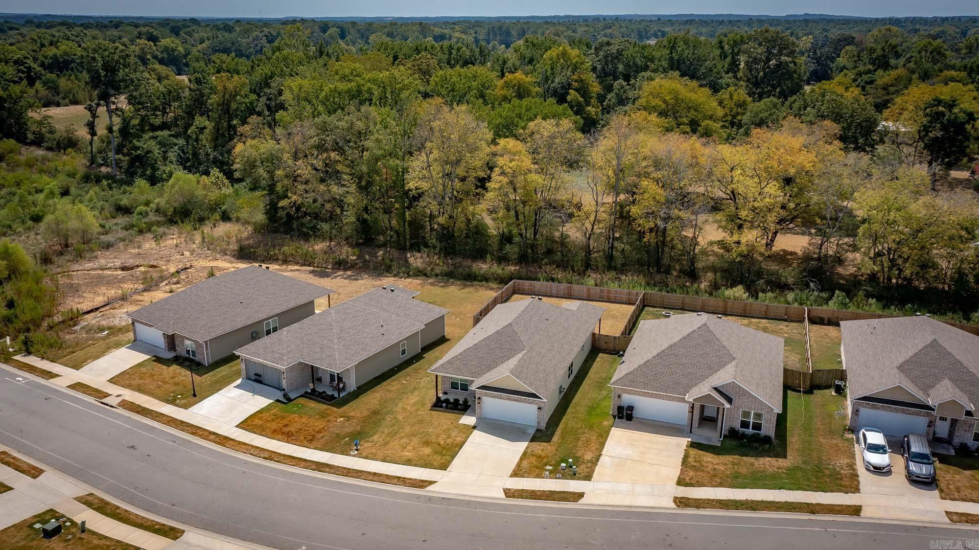 3543 Village Walk Drive  Bryant, AR