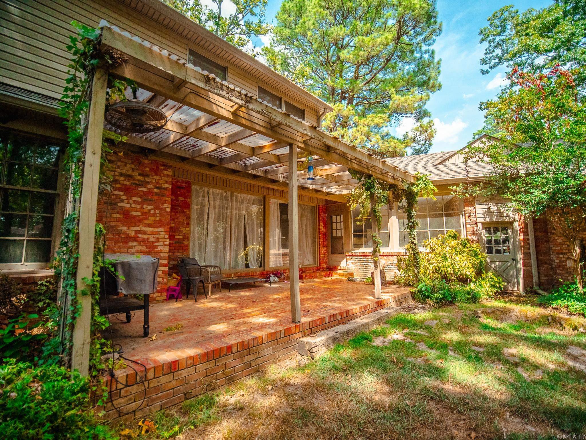 5 Southern Pines Drive  Pine Bluff, AR