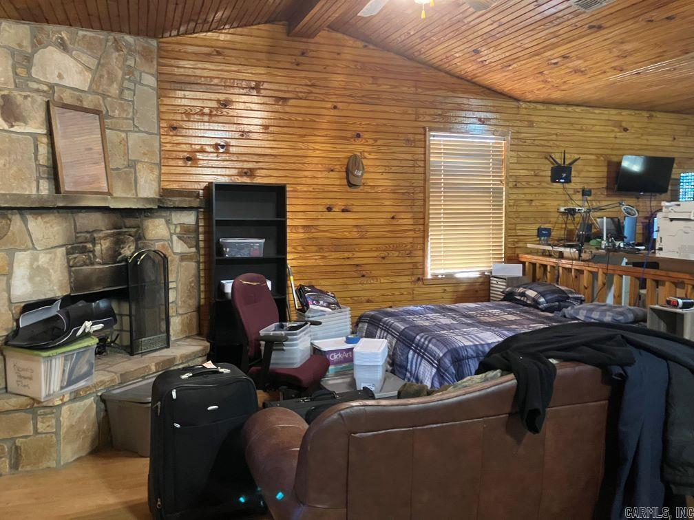 218 Thompson Creek Ln  Mena, AR