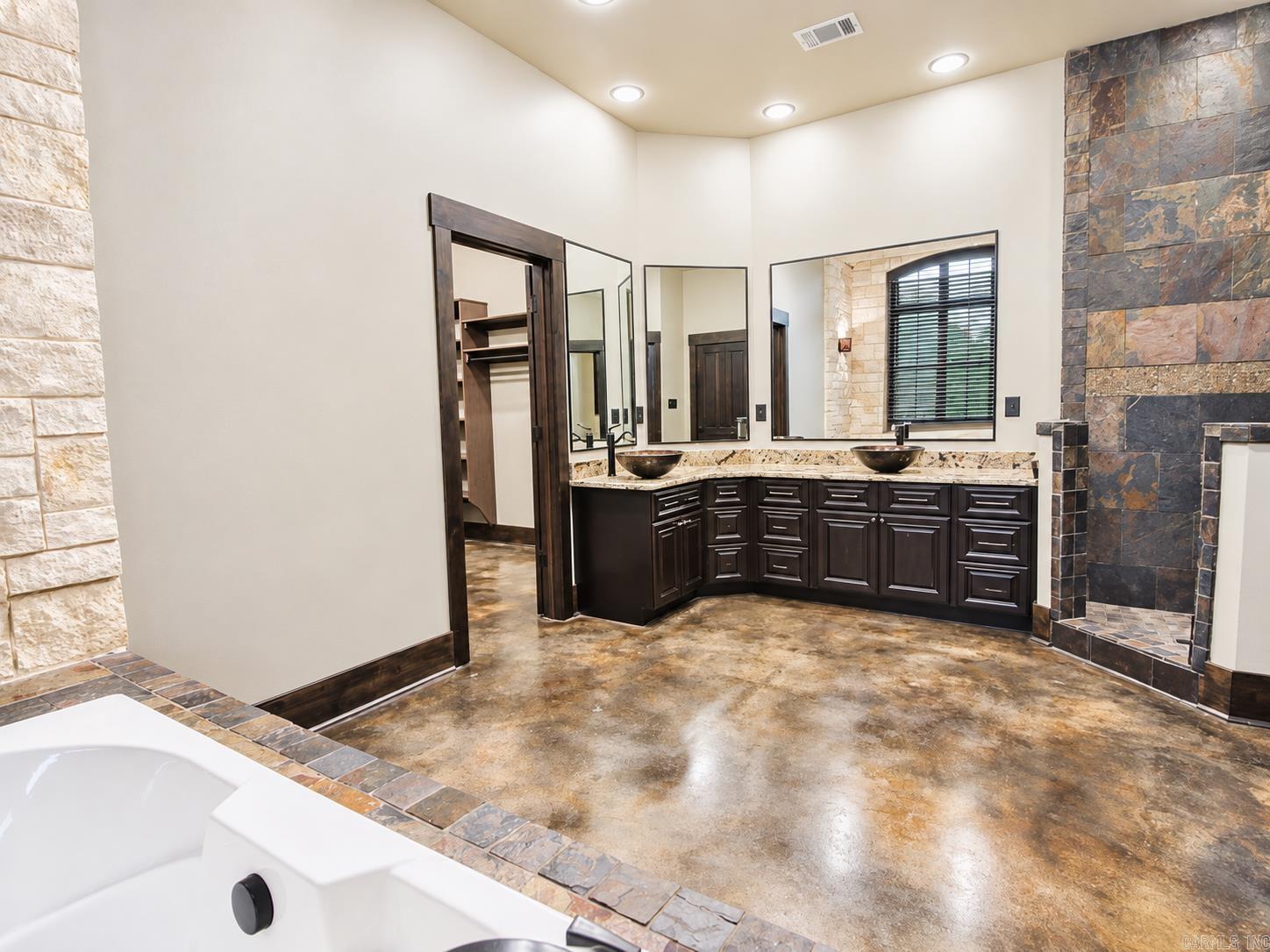 4901 Darr Hill Road Jonesboro, AR 72404