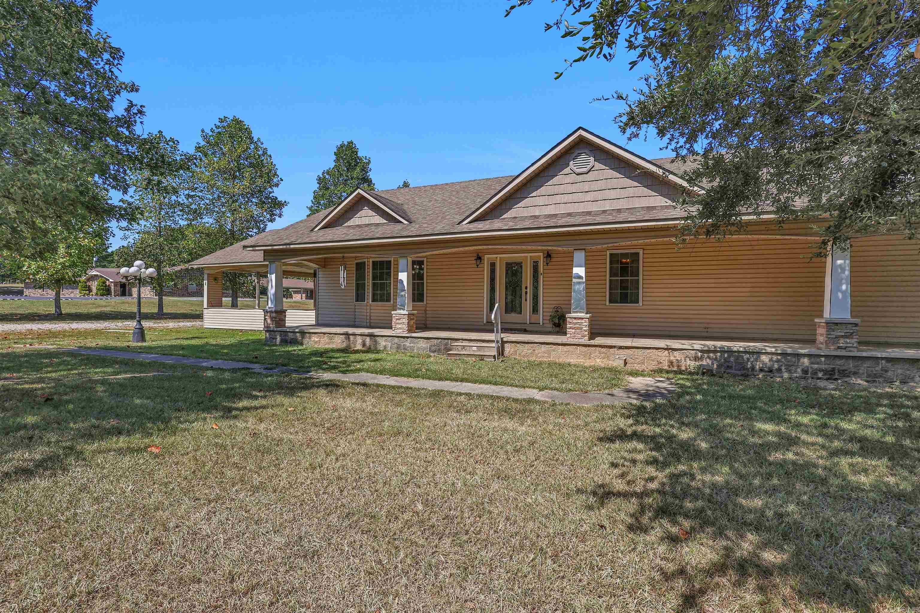 1906 HWY 70 Glenwood, AR 71943