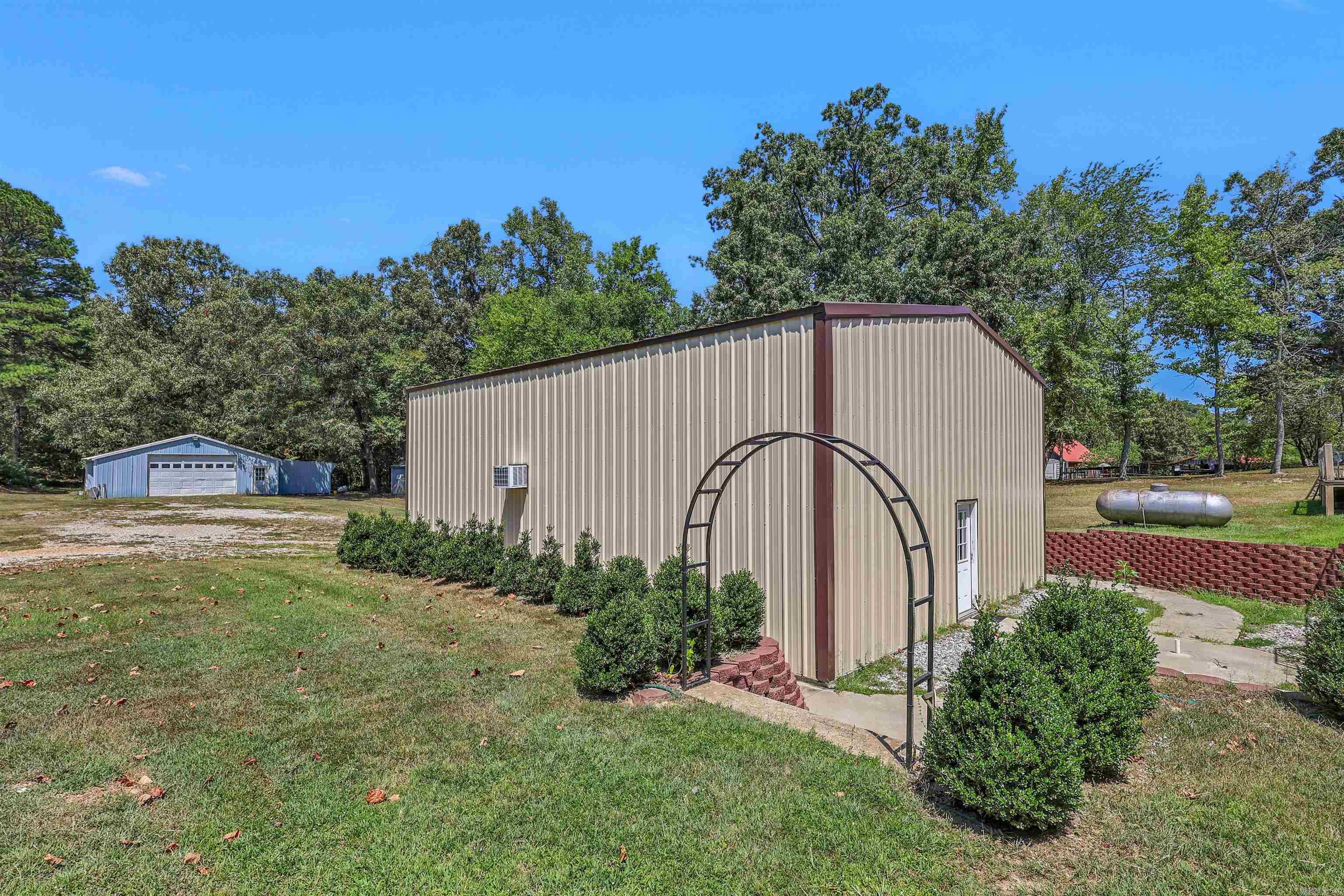 1906 HWY 70 Glenwood, AR 71943
