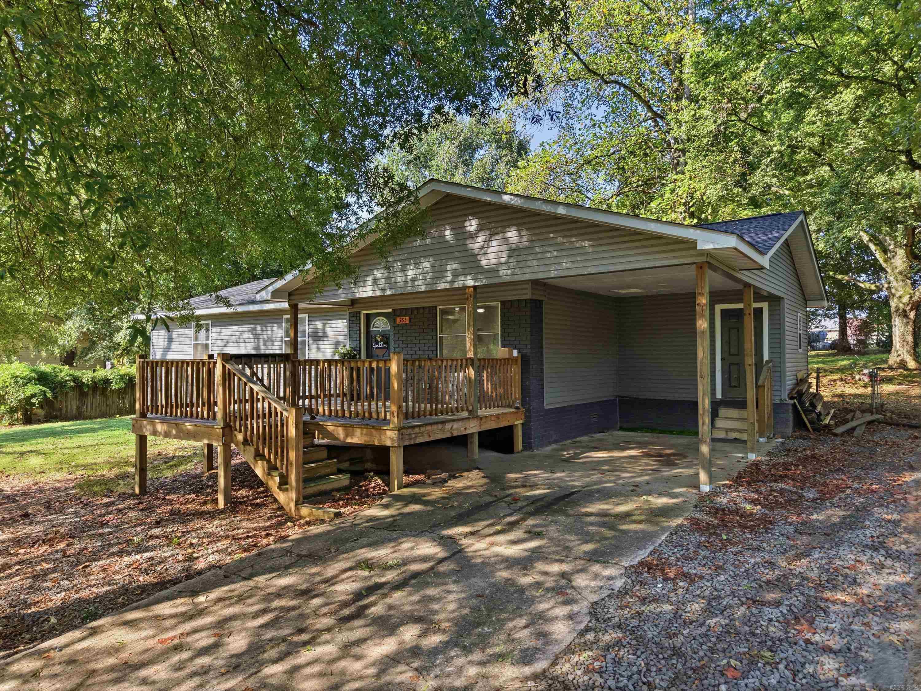 383 Terry  Clinton, AR