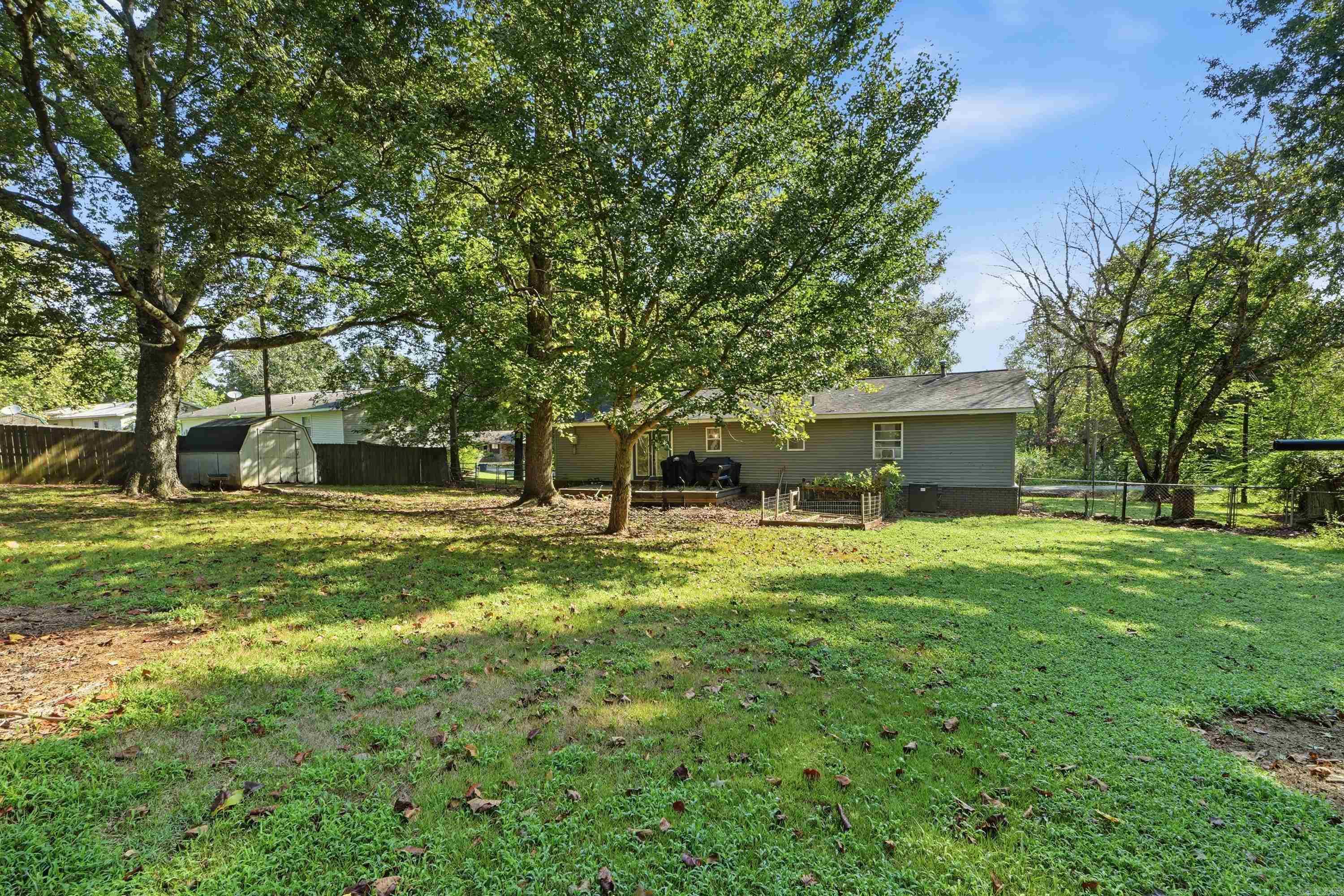 383 Terry  Clinton, AR