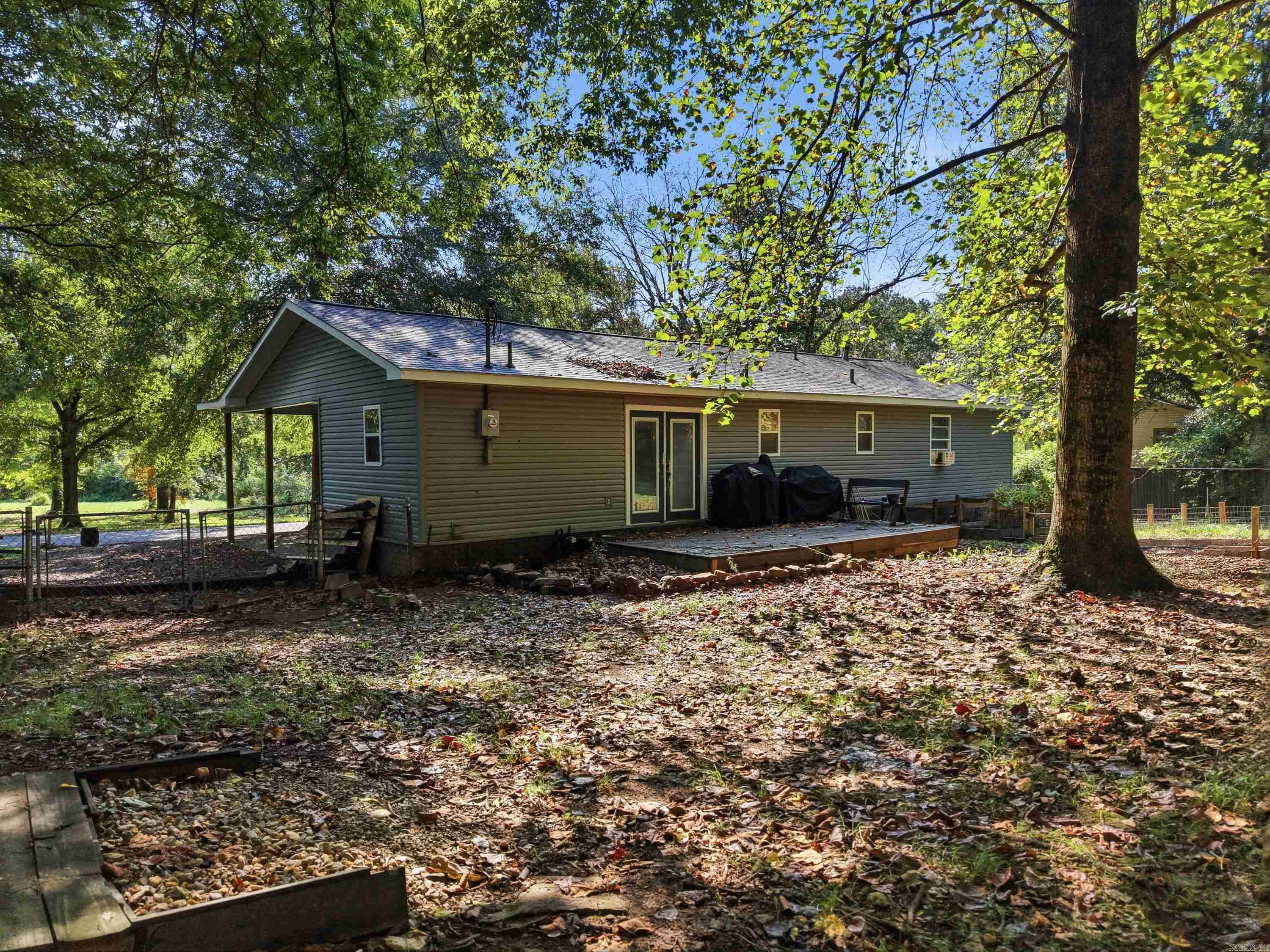 383 Terry  Clinton, AR
