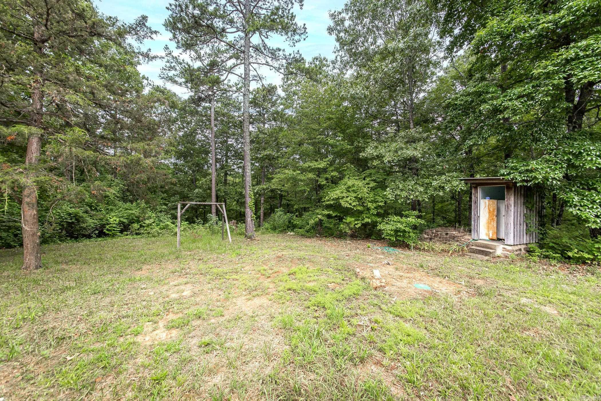 702 Ashwood  Clinton, AR