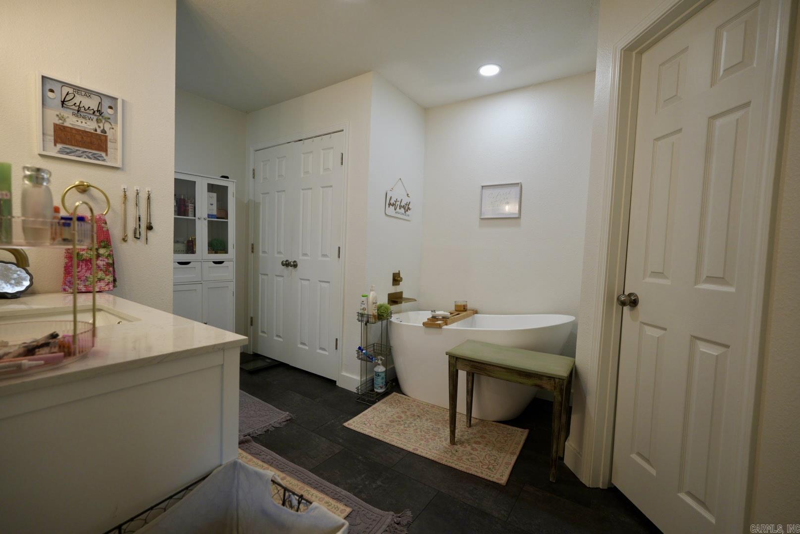 85 Peaceful  Pleasant Plains, AR