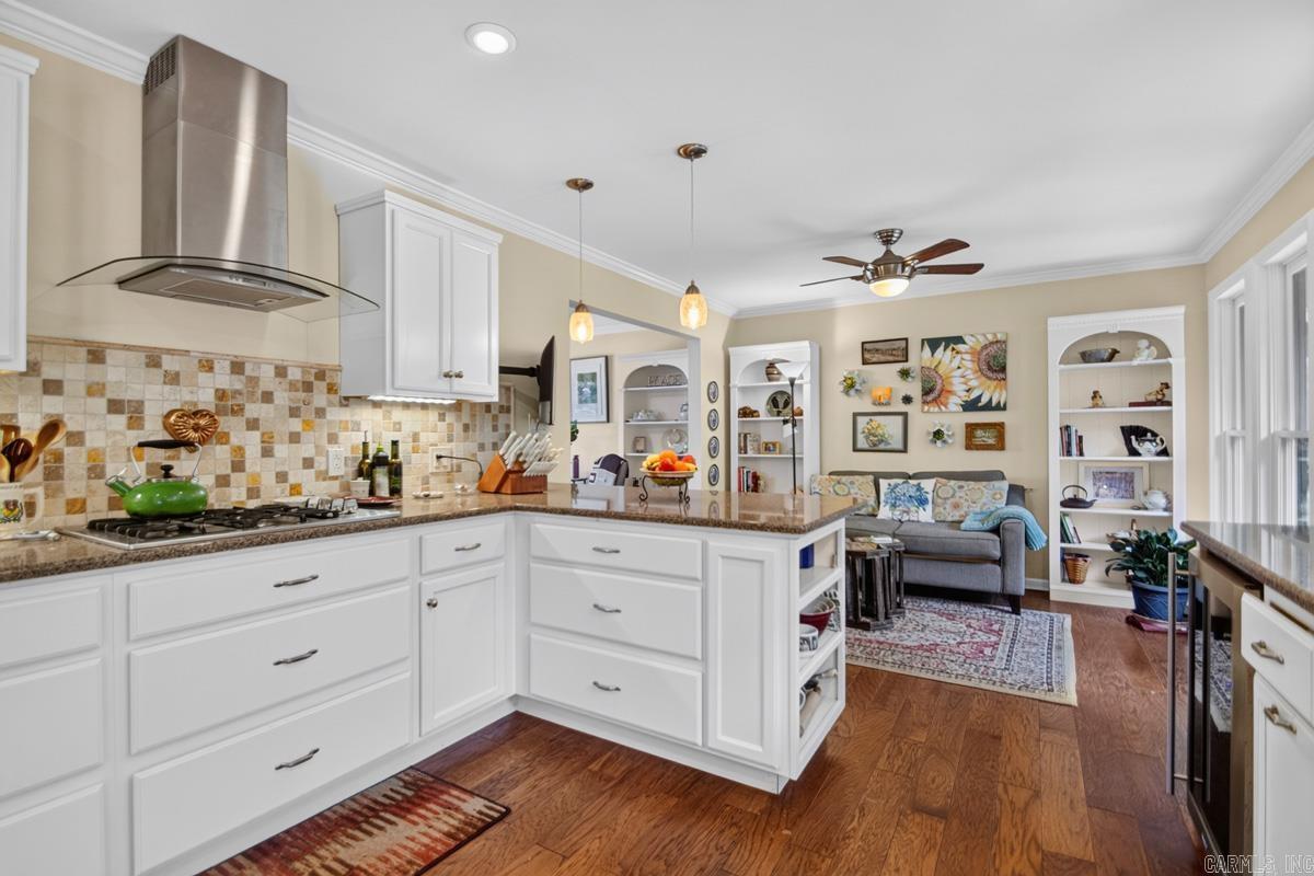 12160 Southridge Drive Little Rock, AR 72212