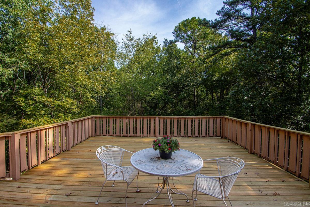 12160 Southridge Drive Little Rock, AR 72212