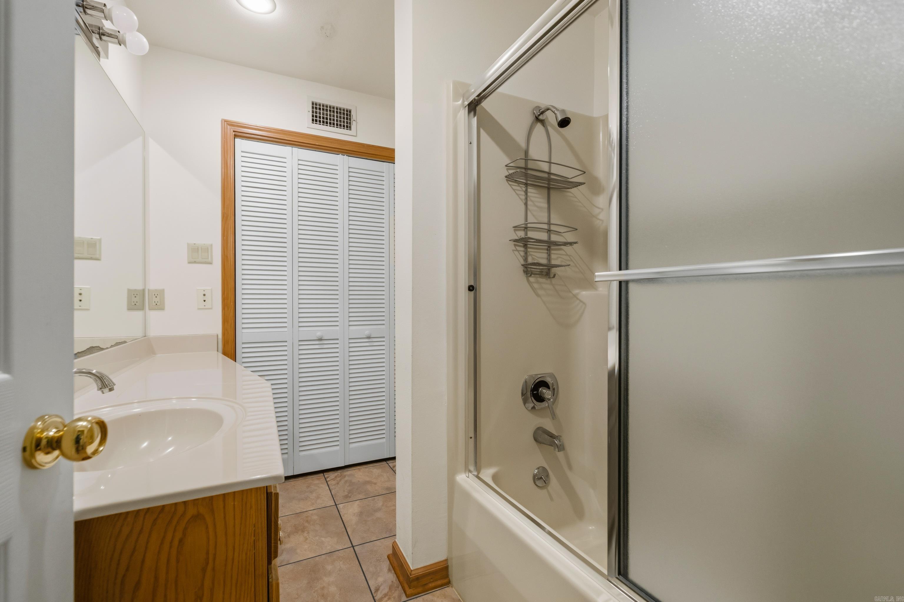 106 Coca Bay  Hot Springs, AR