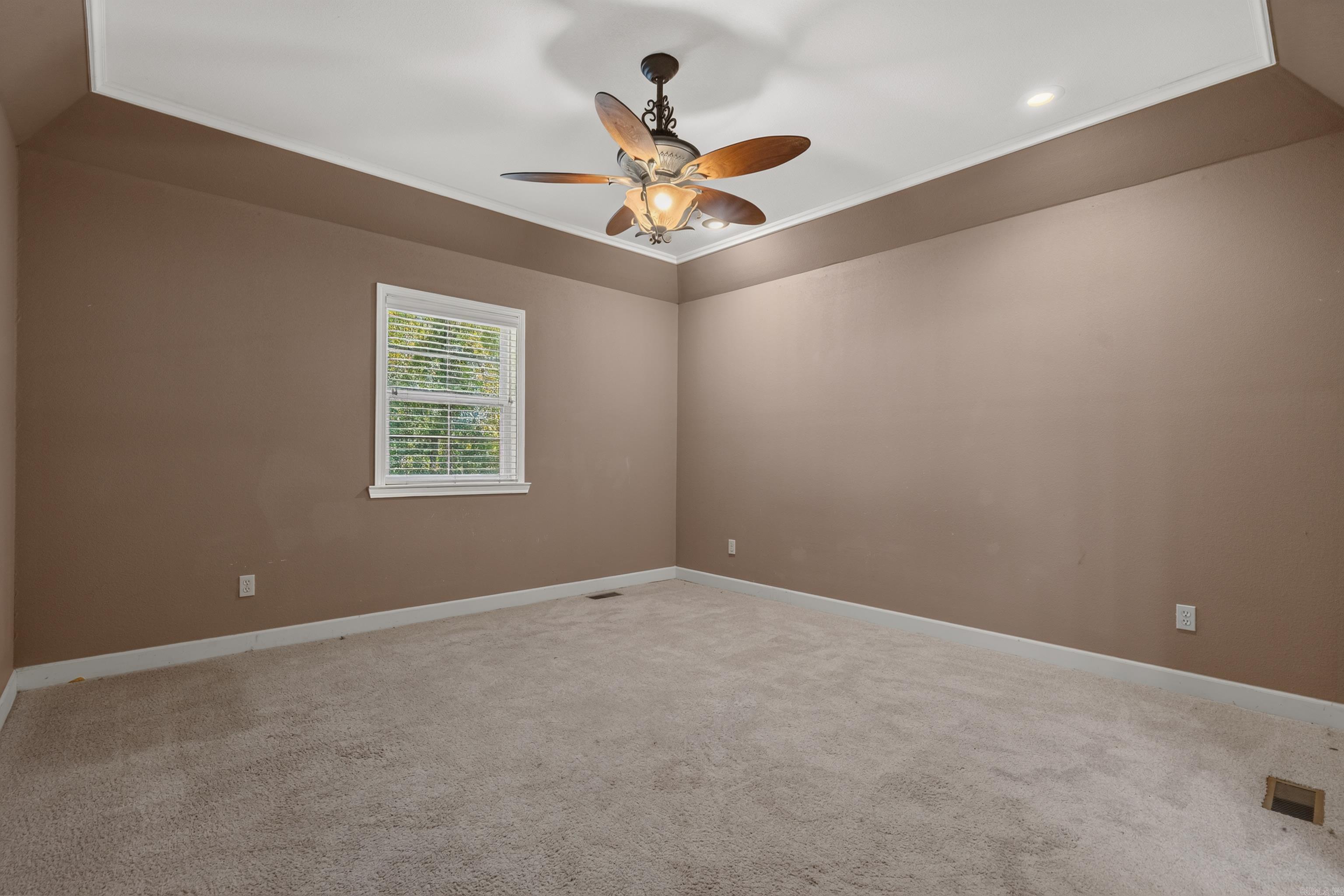 122 Grand Ridge Hot Springs, AR 71901
