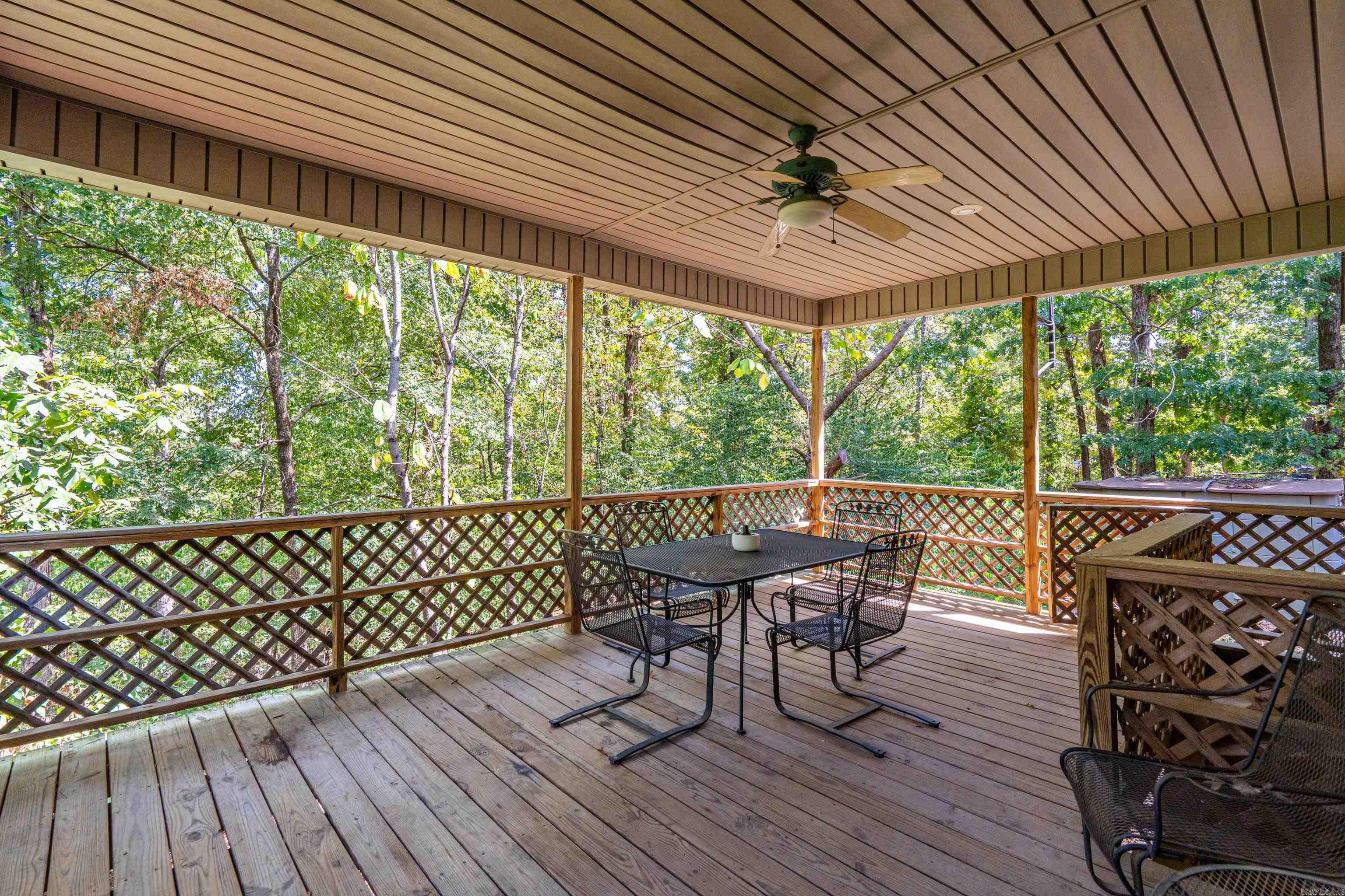 122 Grand Ridge Hot Springs, AR 71901