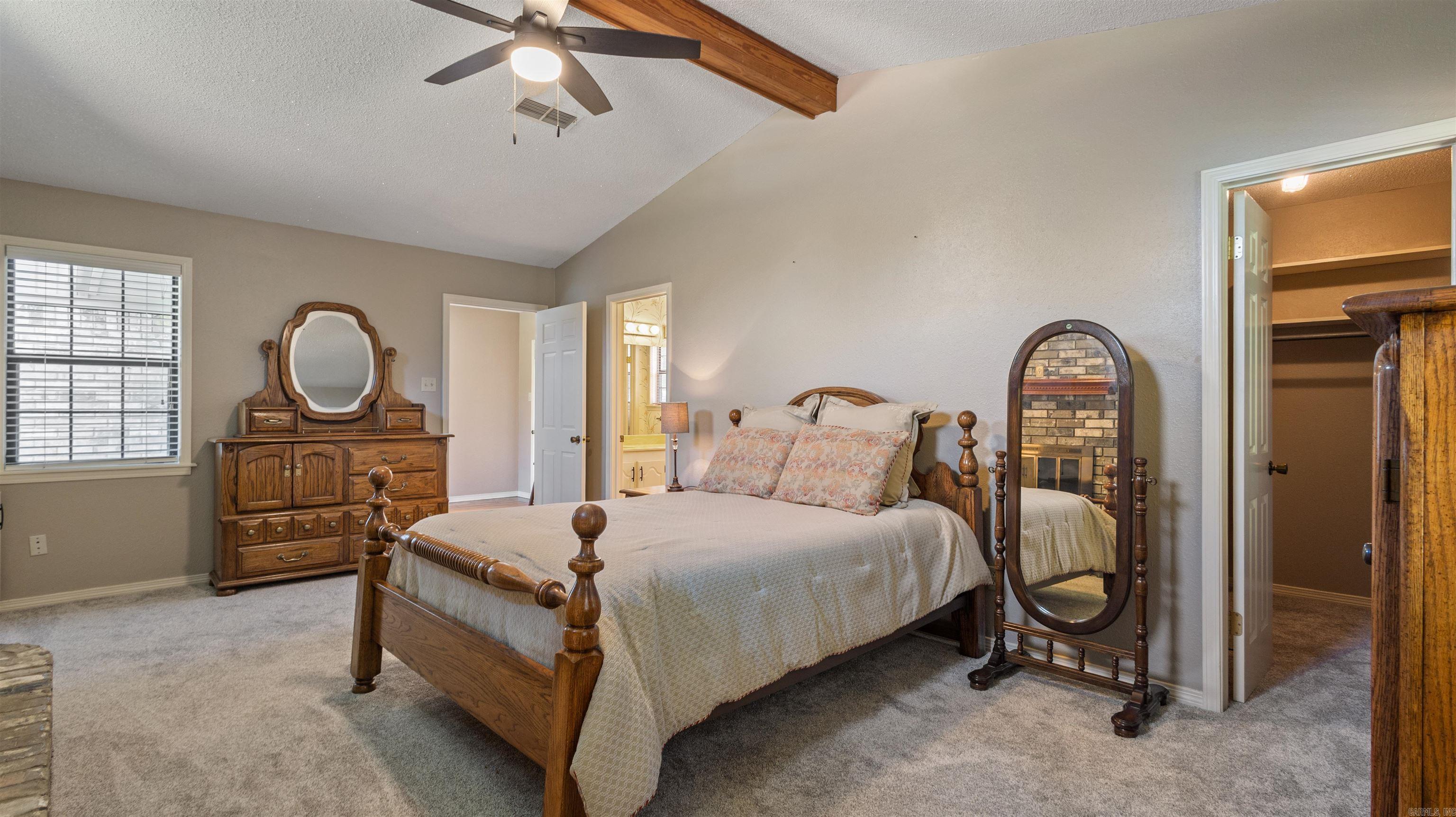 1070 CR 3772 Queen City, TX 75503
