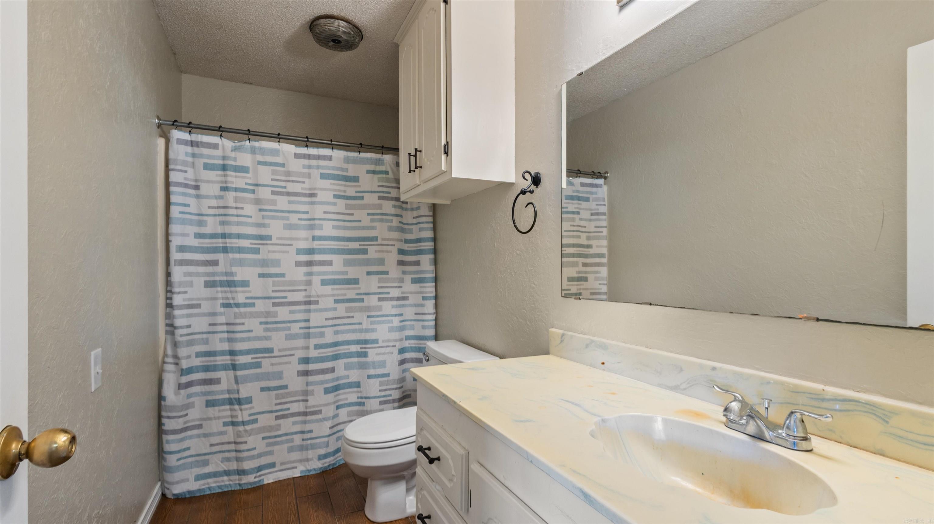 1070 CR 3772 Queen City, TX 75503