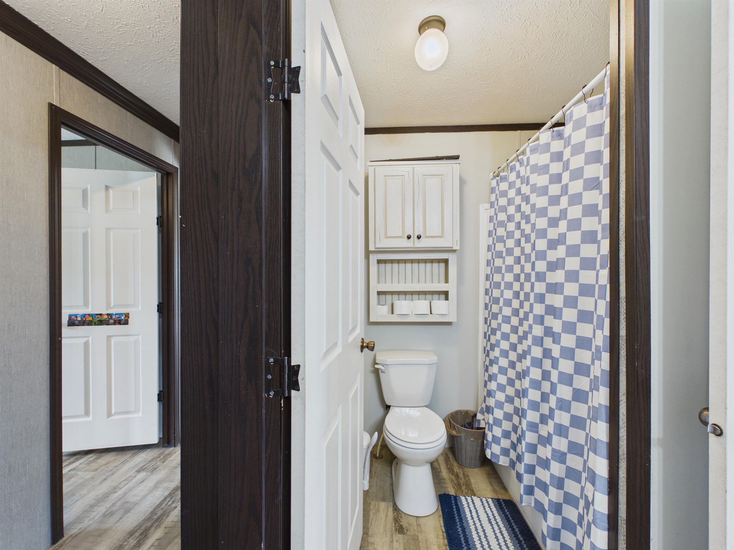 56 Peter Martin Hill Rd Cave City, AR 72521