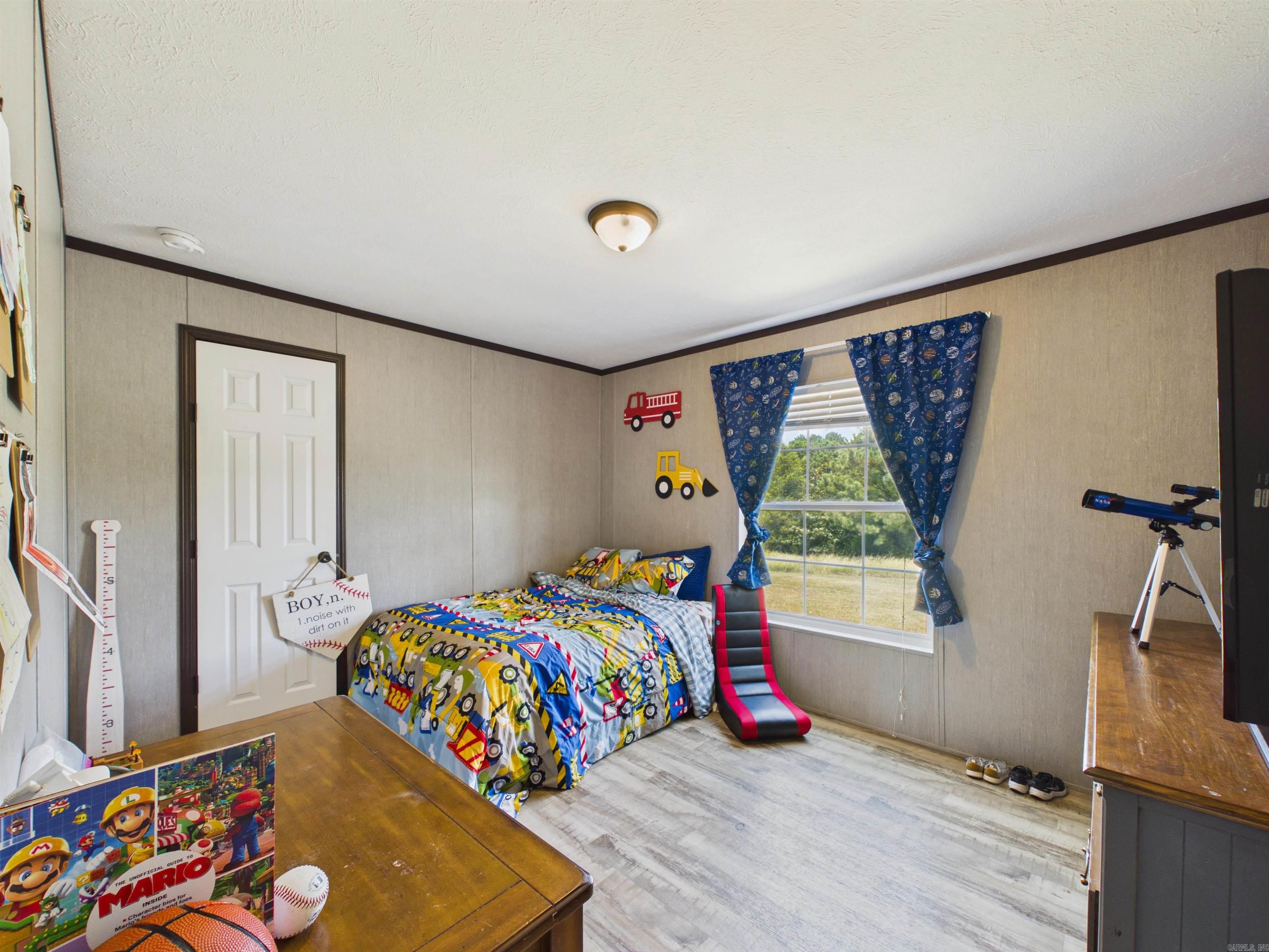 56 Peter Martin Hill Rd Cave City, AR 72521