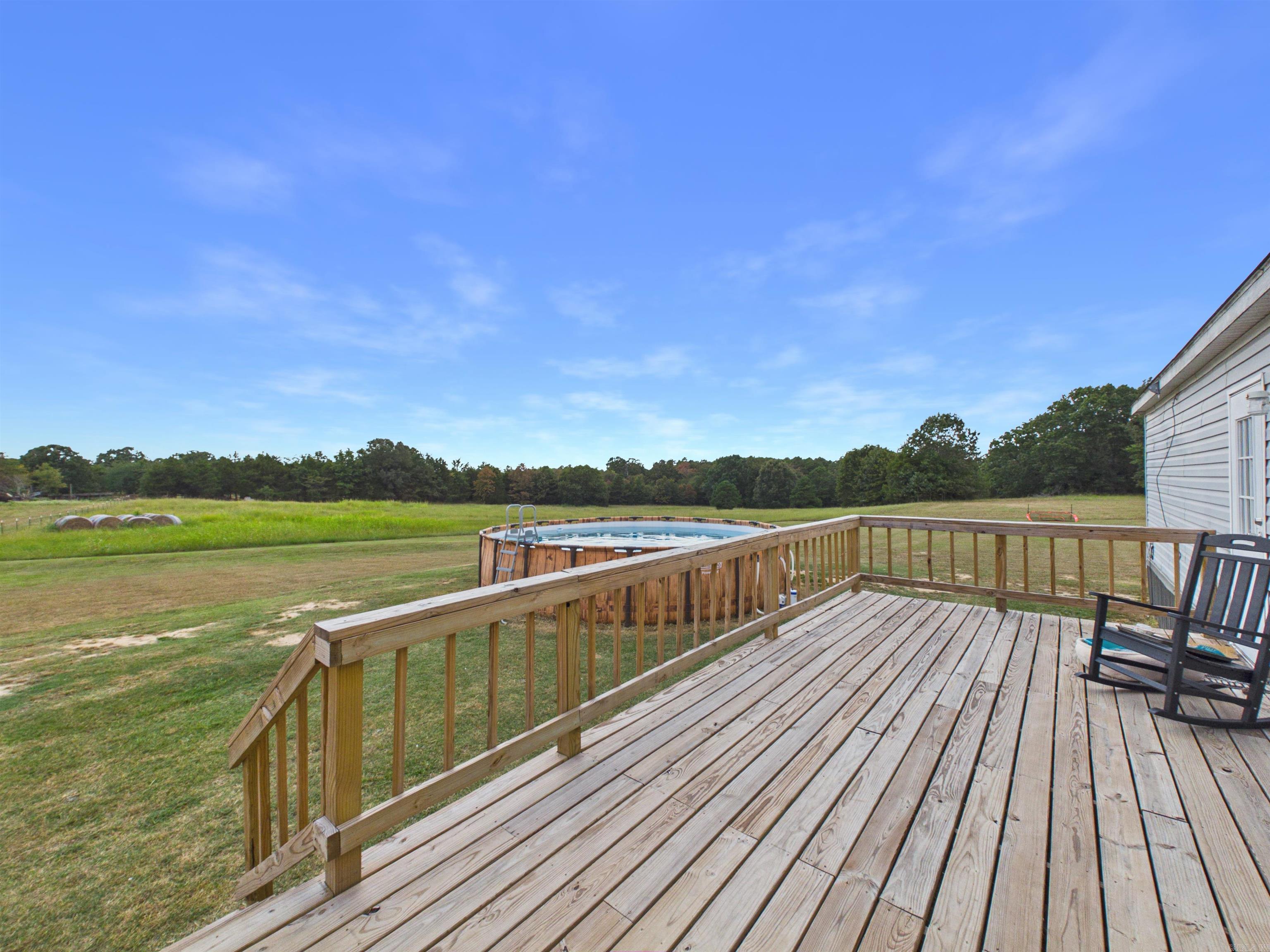 56 Peter Martin Hill Rd Cave City, AR 72521
