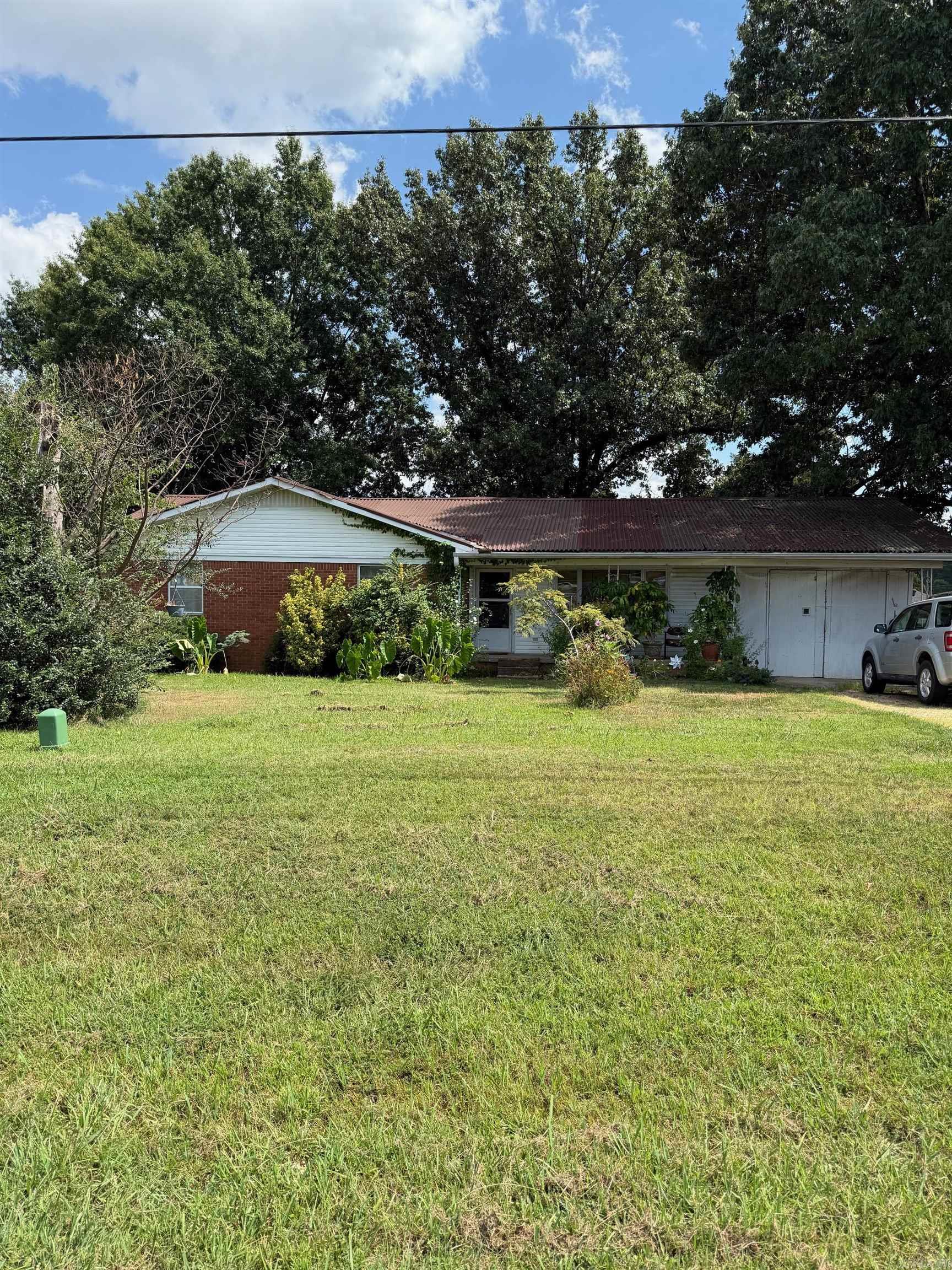 3901 & 3809  Linwood  Paragould, AR