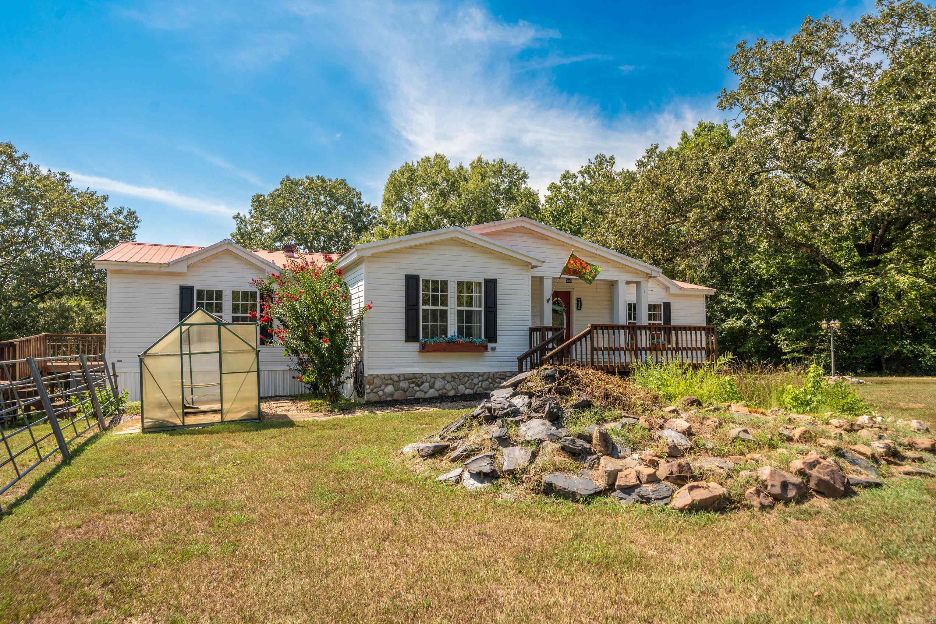 128 & 130 Benny Burrow  Norman, AR