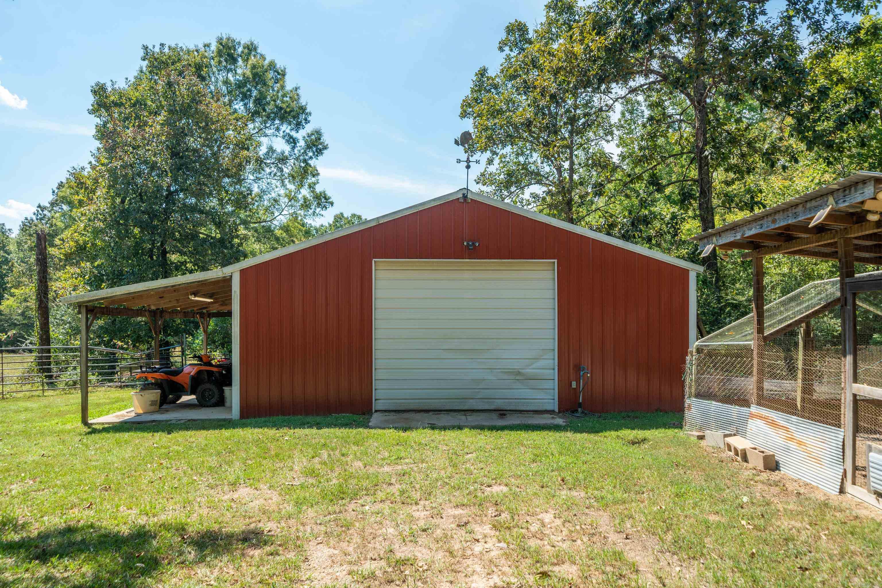 128 & 130 Benny Burrow  Norman, AR