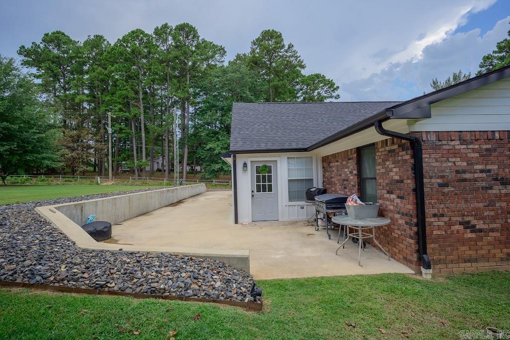 101 Sherwood Forest Drive Mena, AR 71953