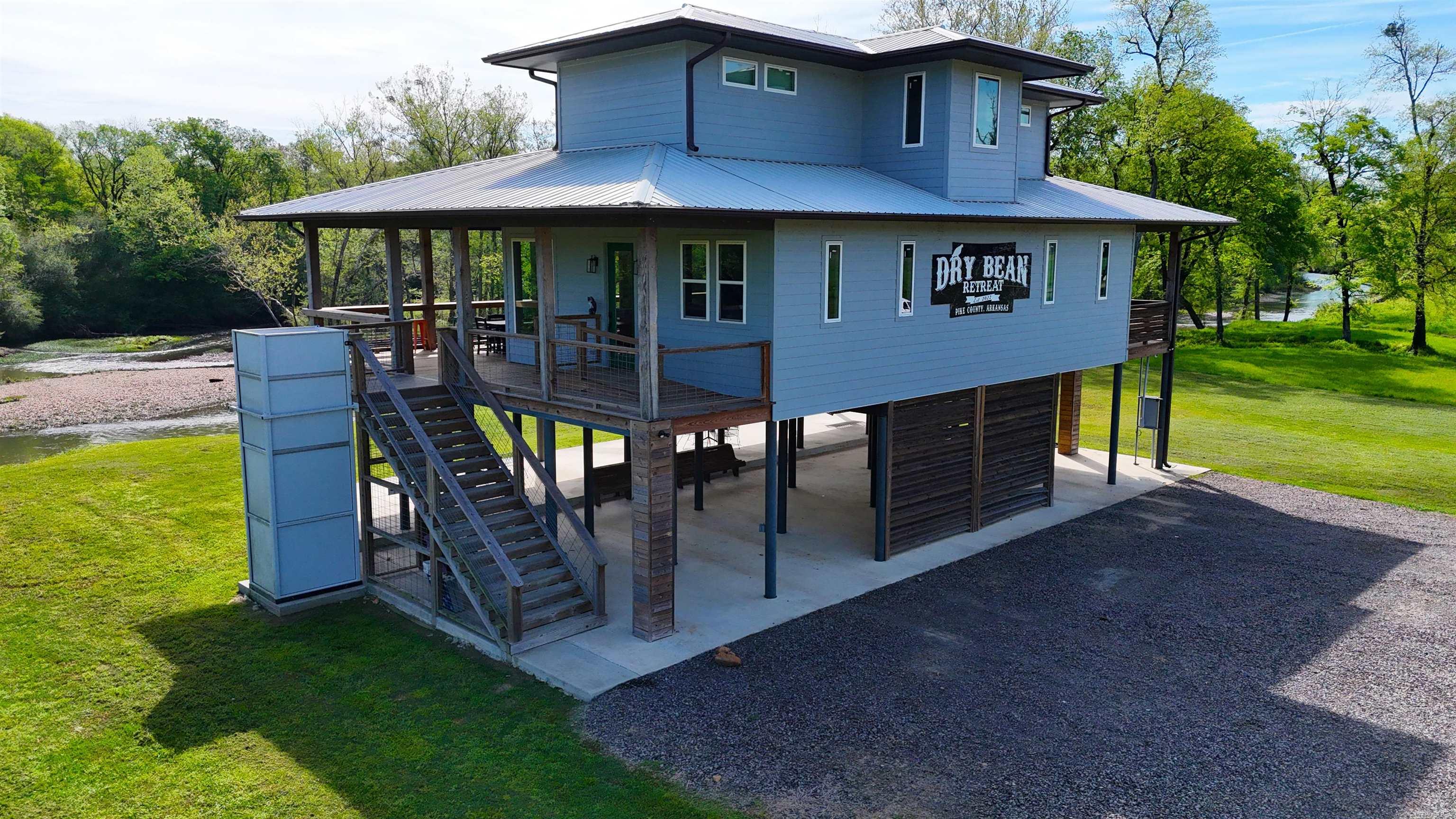 #8 Brian Drive Nashville, AR 71852