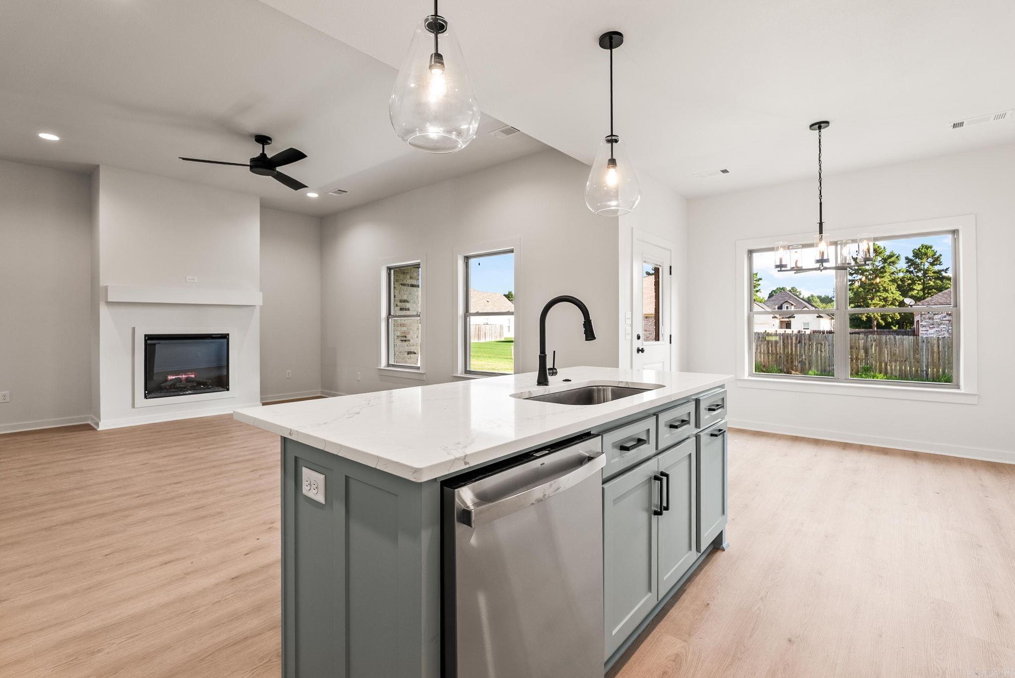 34 Wedgewood Dr  Greenbrier, AR