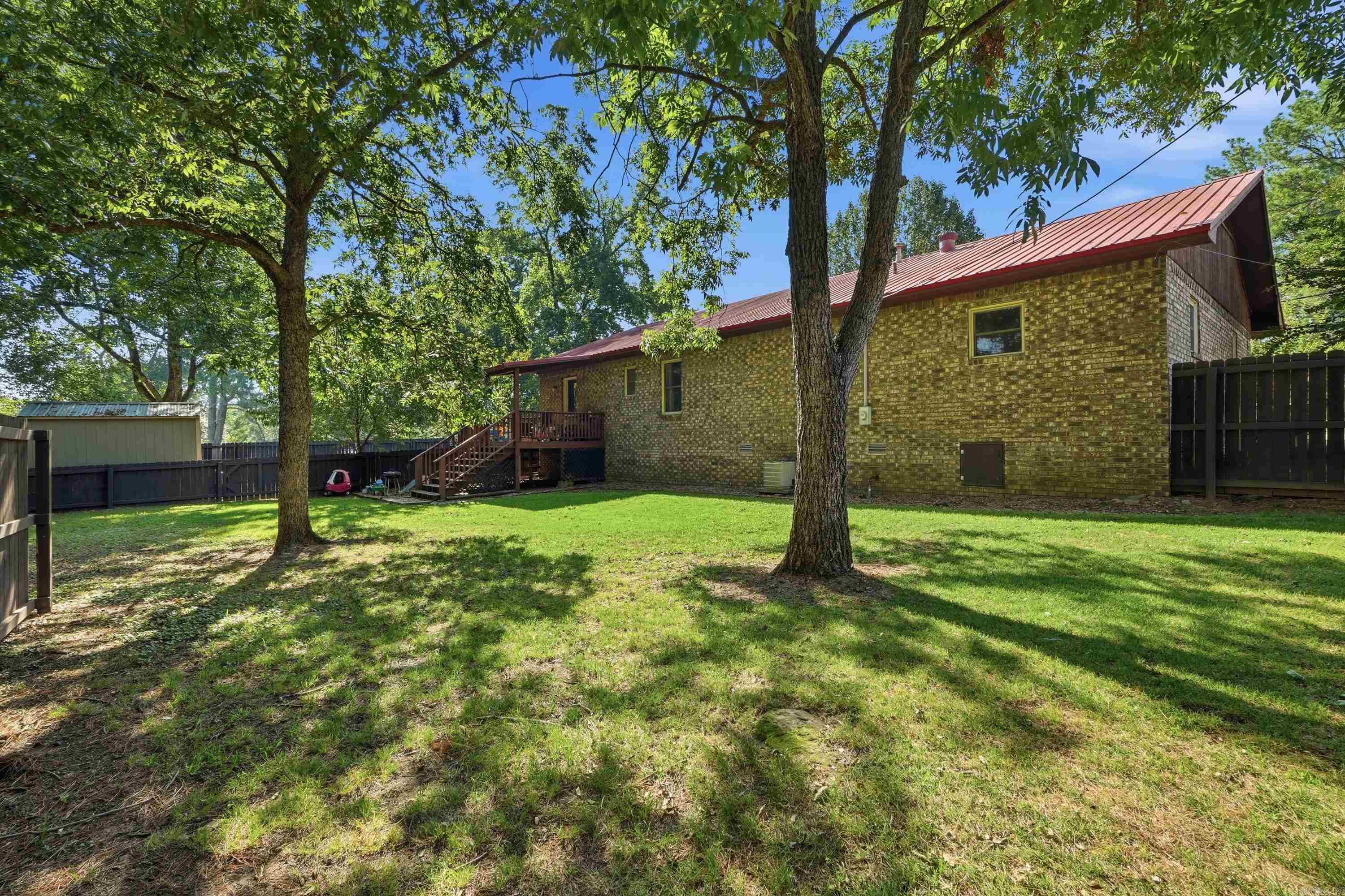 534 Main St.  Clinton, AR
