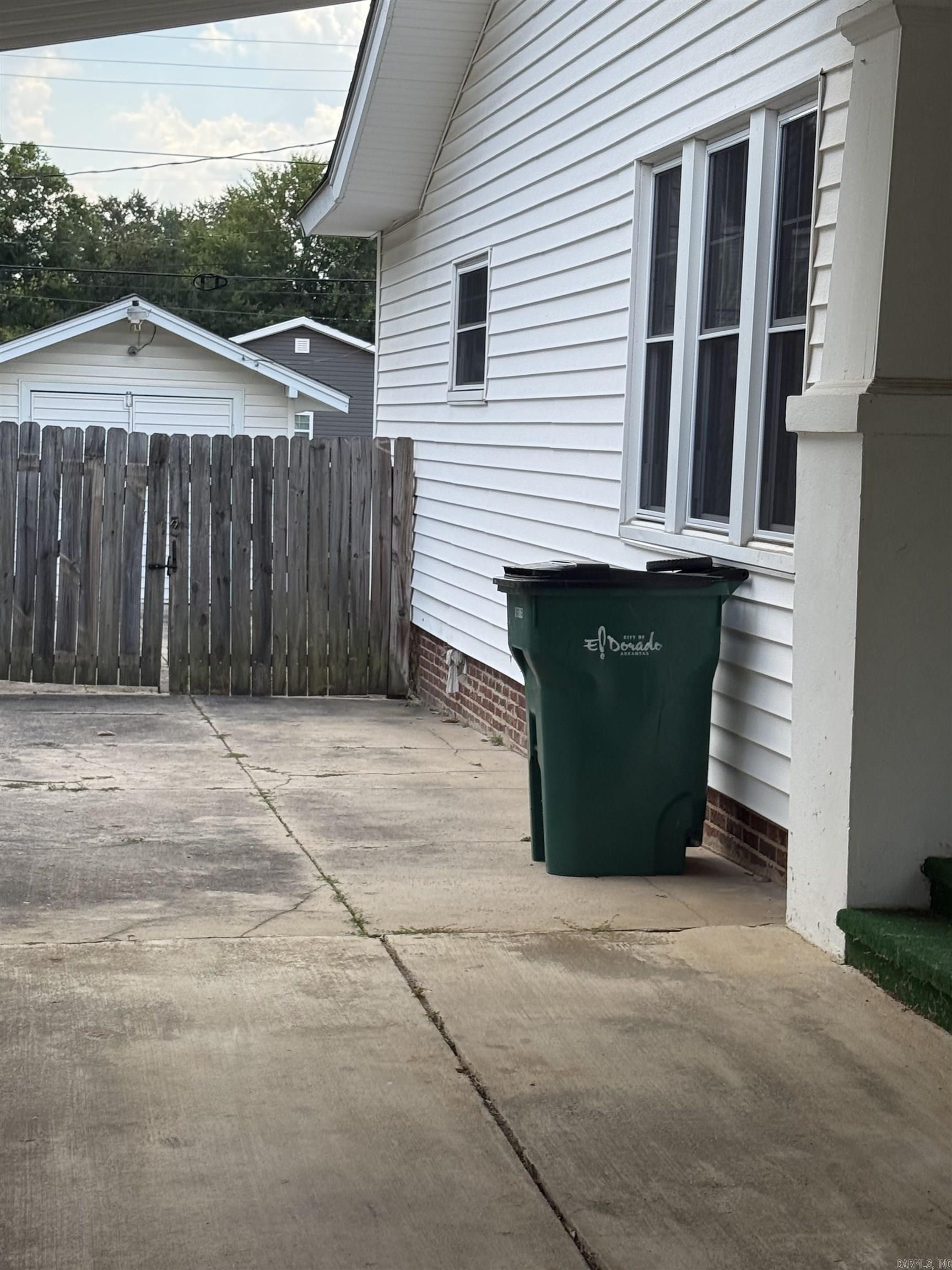 721 W Elm  El Dorado, AR