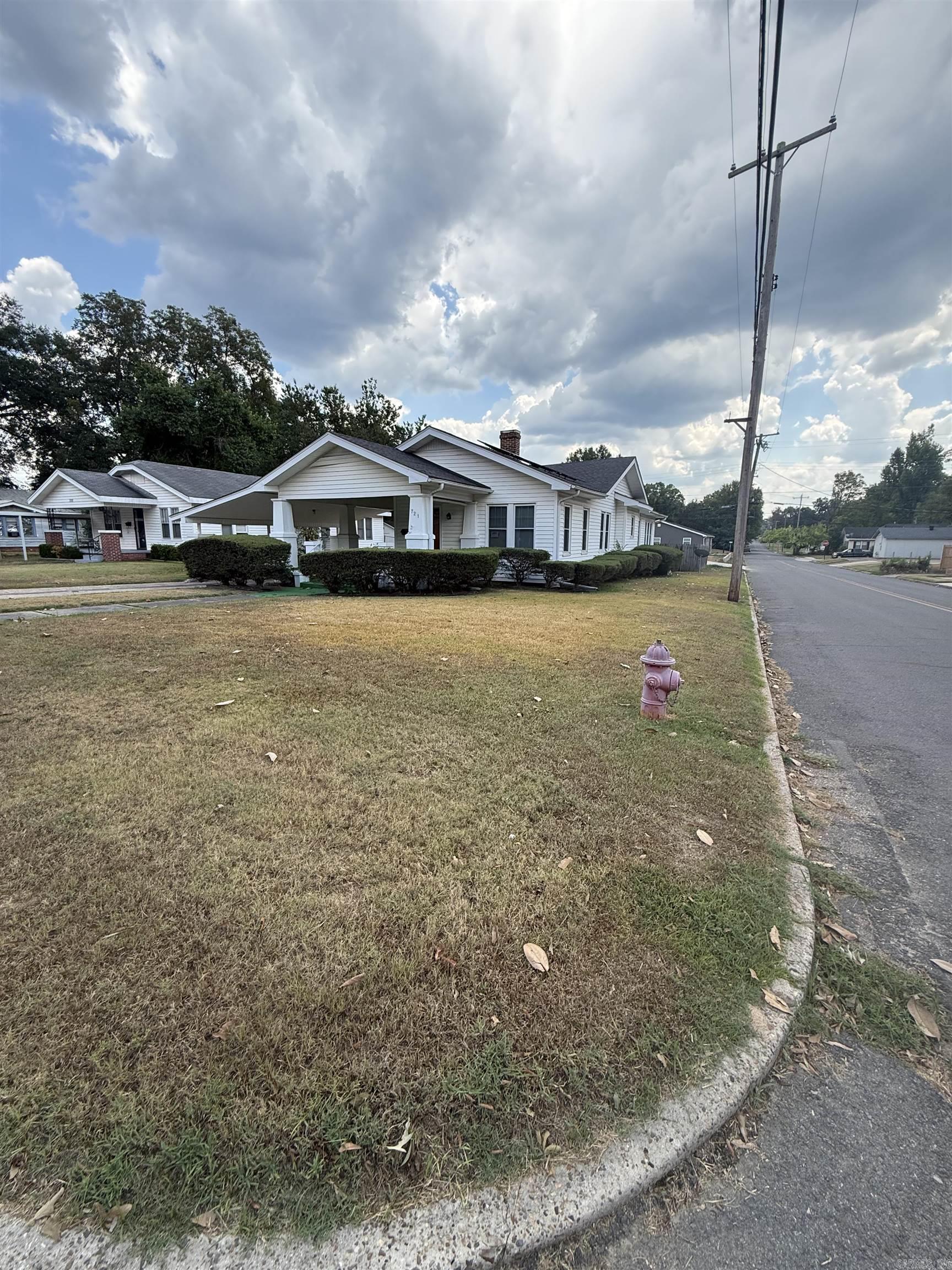 721 W Elm  El Dorado, AR