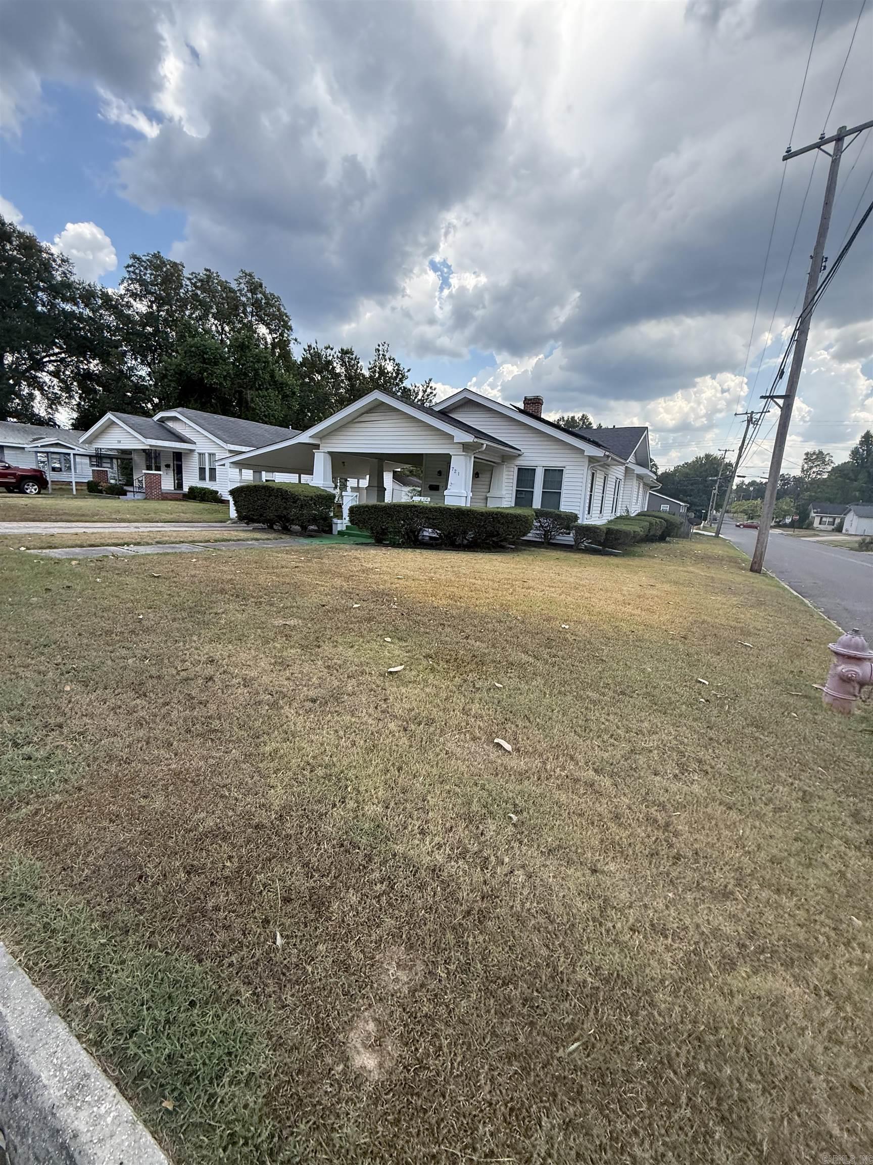 721 W Elm  El Dorado, AR