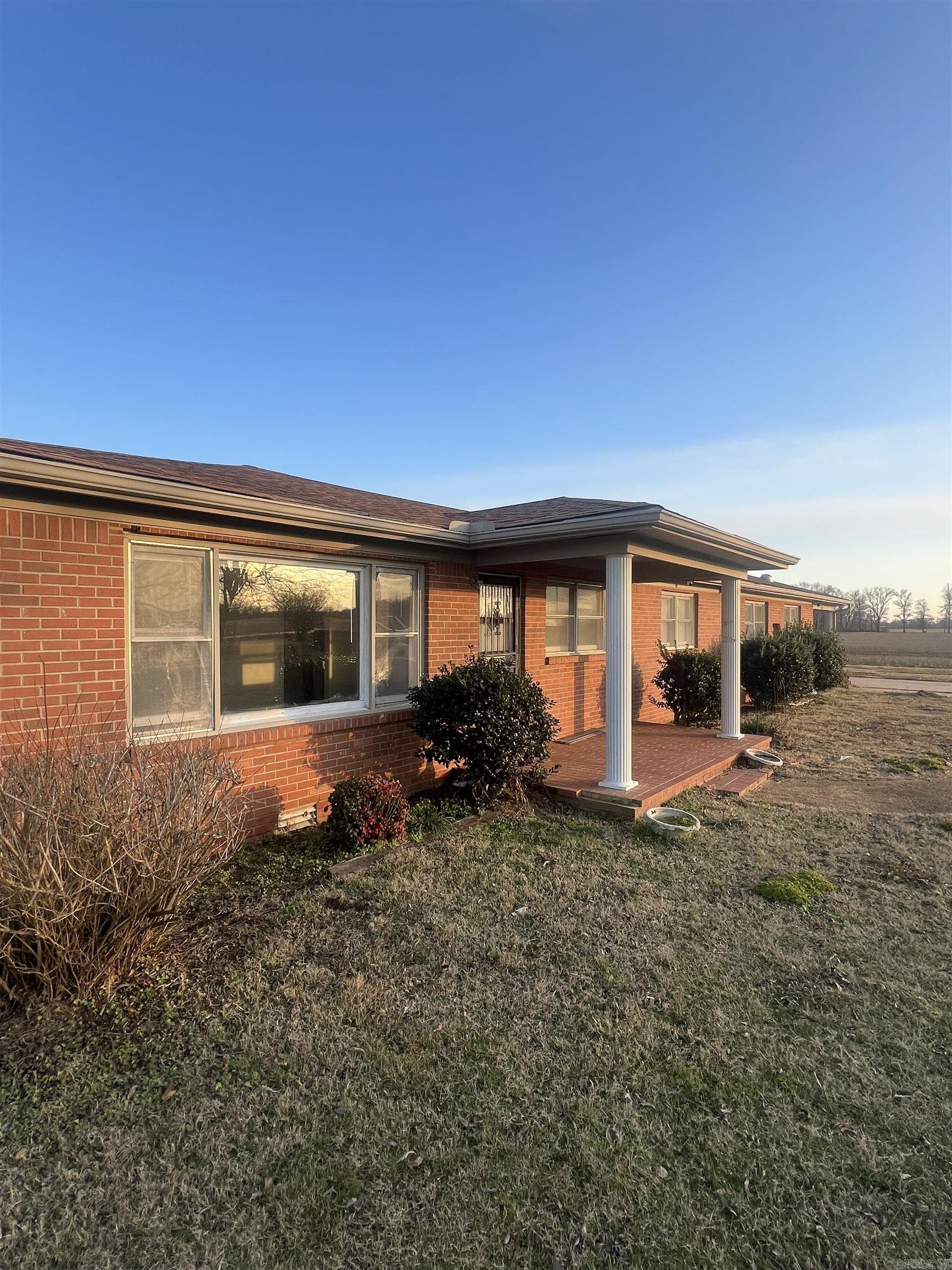 2742 Phillips 241 Road  Lexa, AR