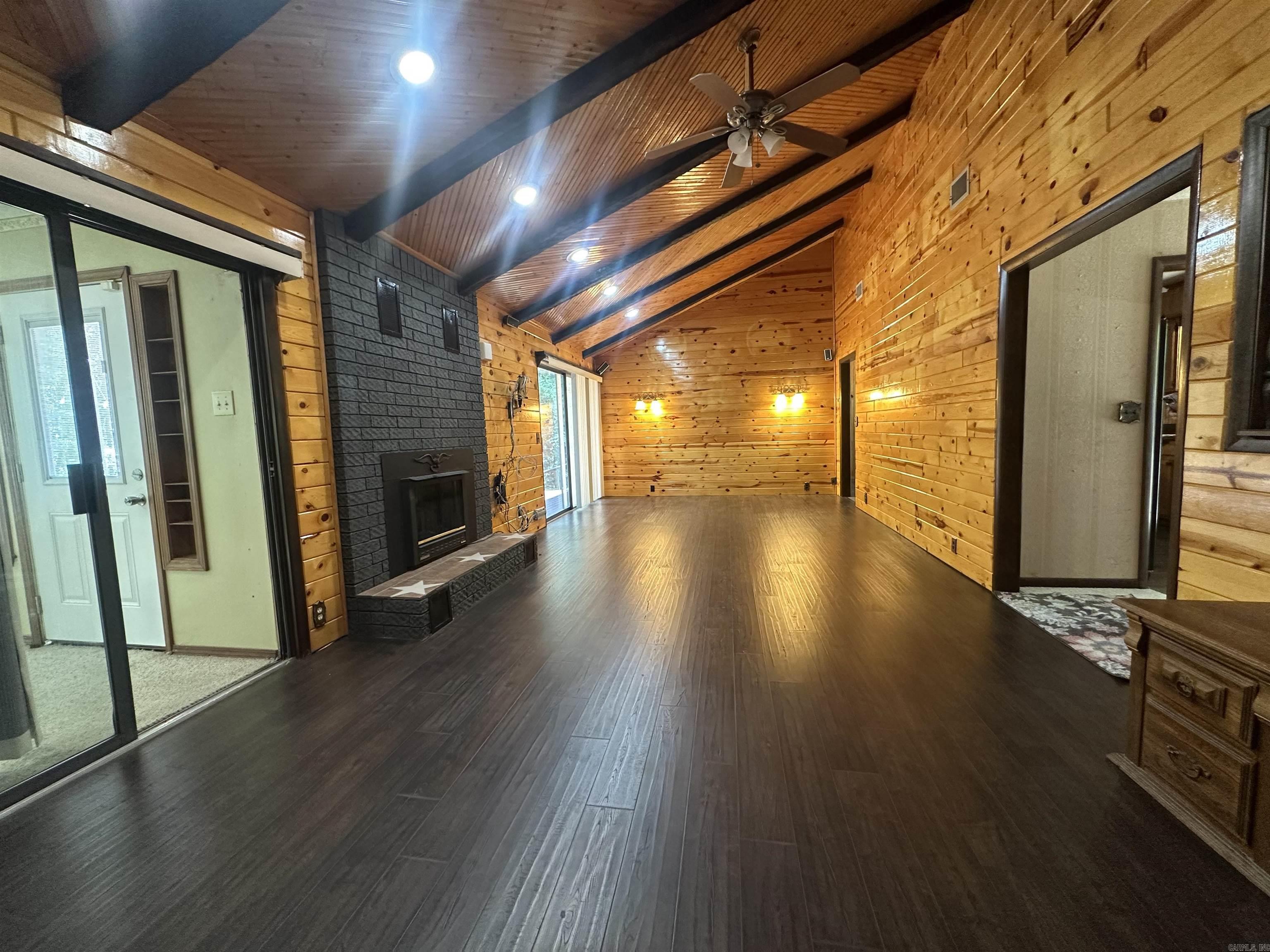 4936 Highway 375 W  Mena, AR