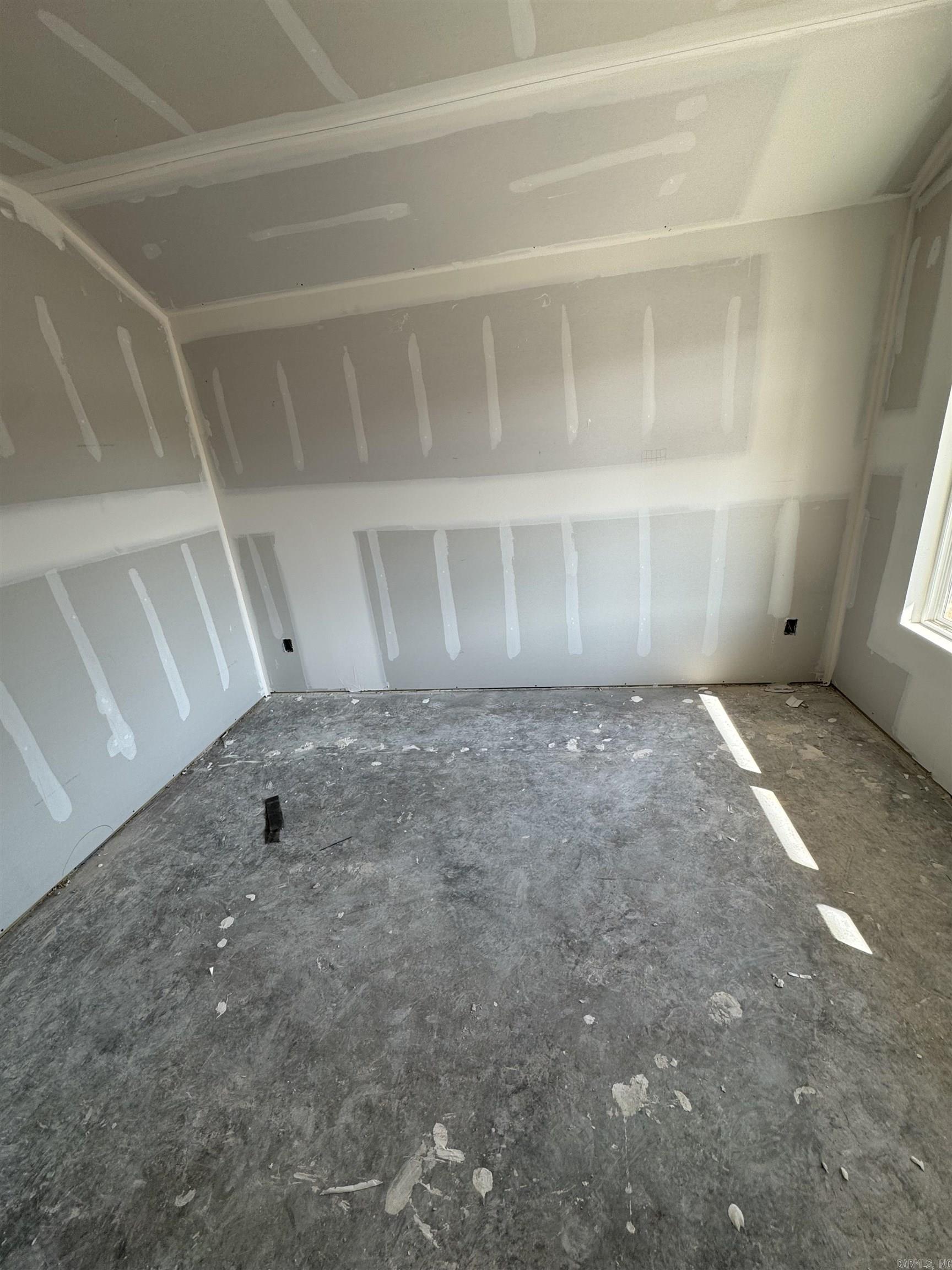 1633 Rambling Brook Drive — photo 3