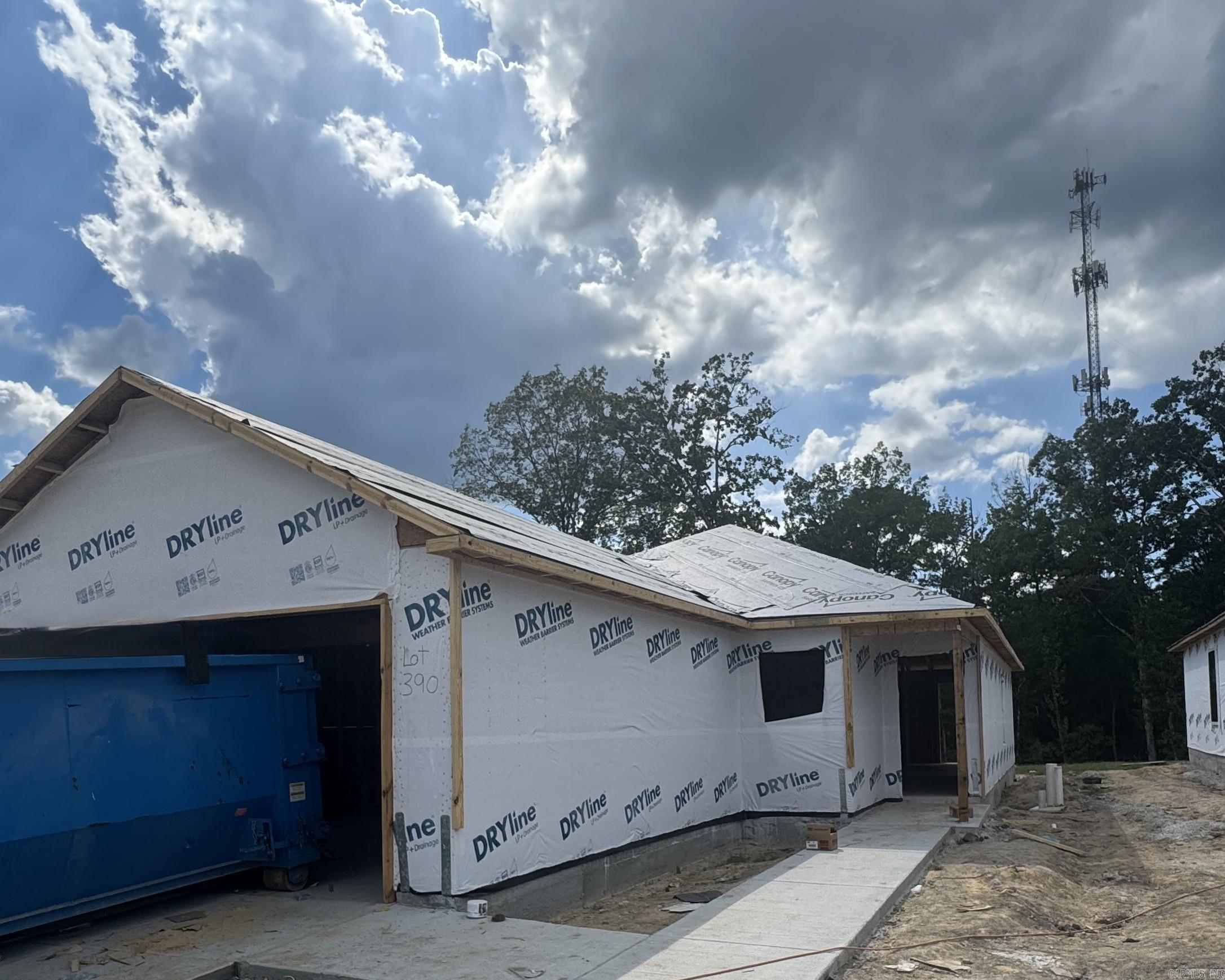 1641 Rambling Brook Drive — exterior