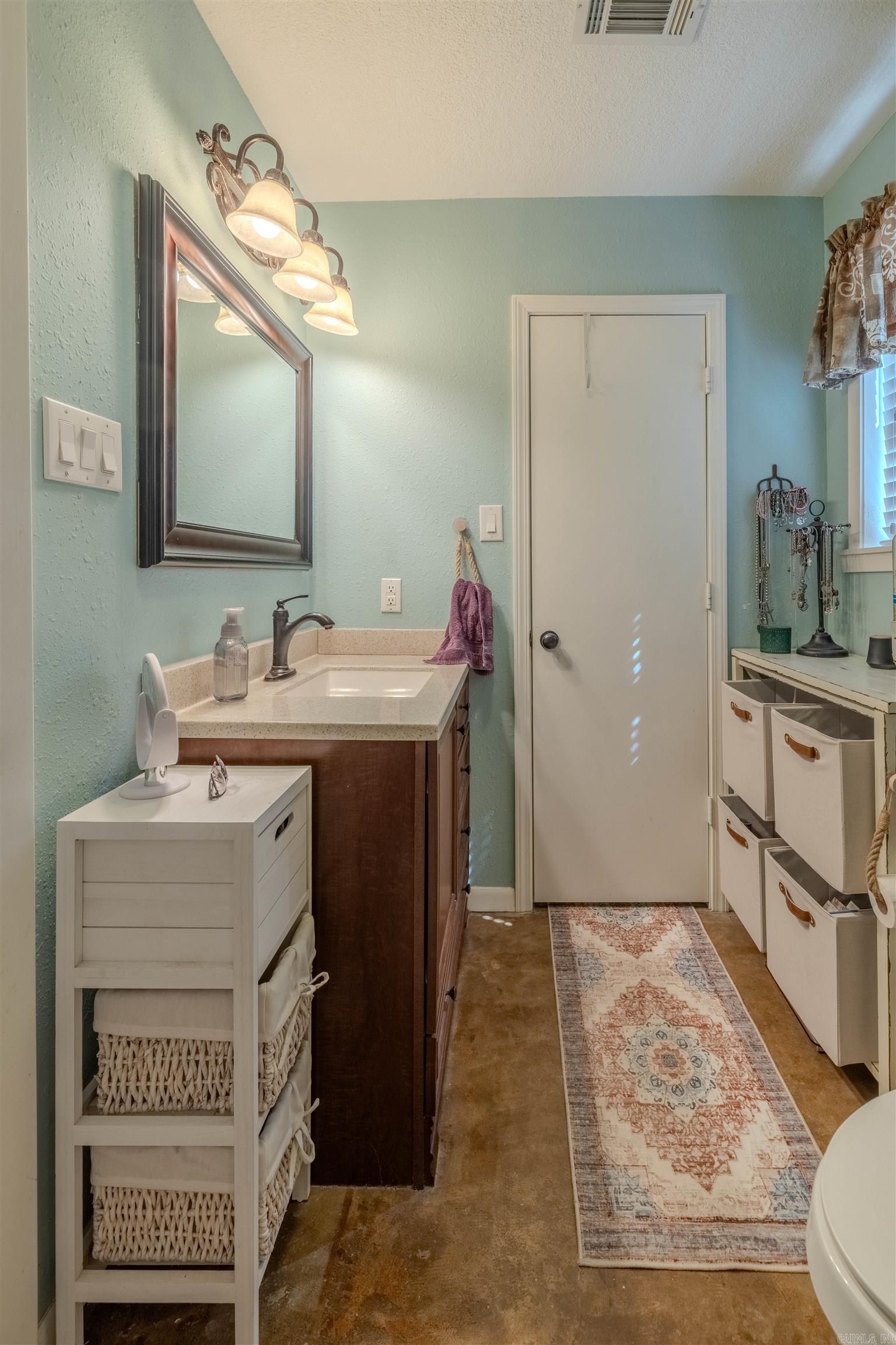 5417 Dyer Street  Malvern, AR