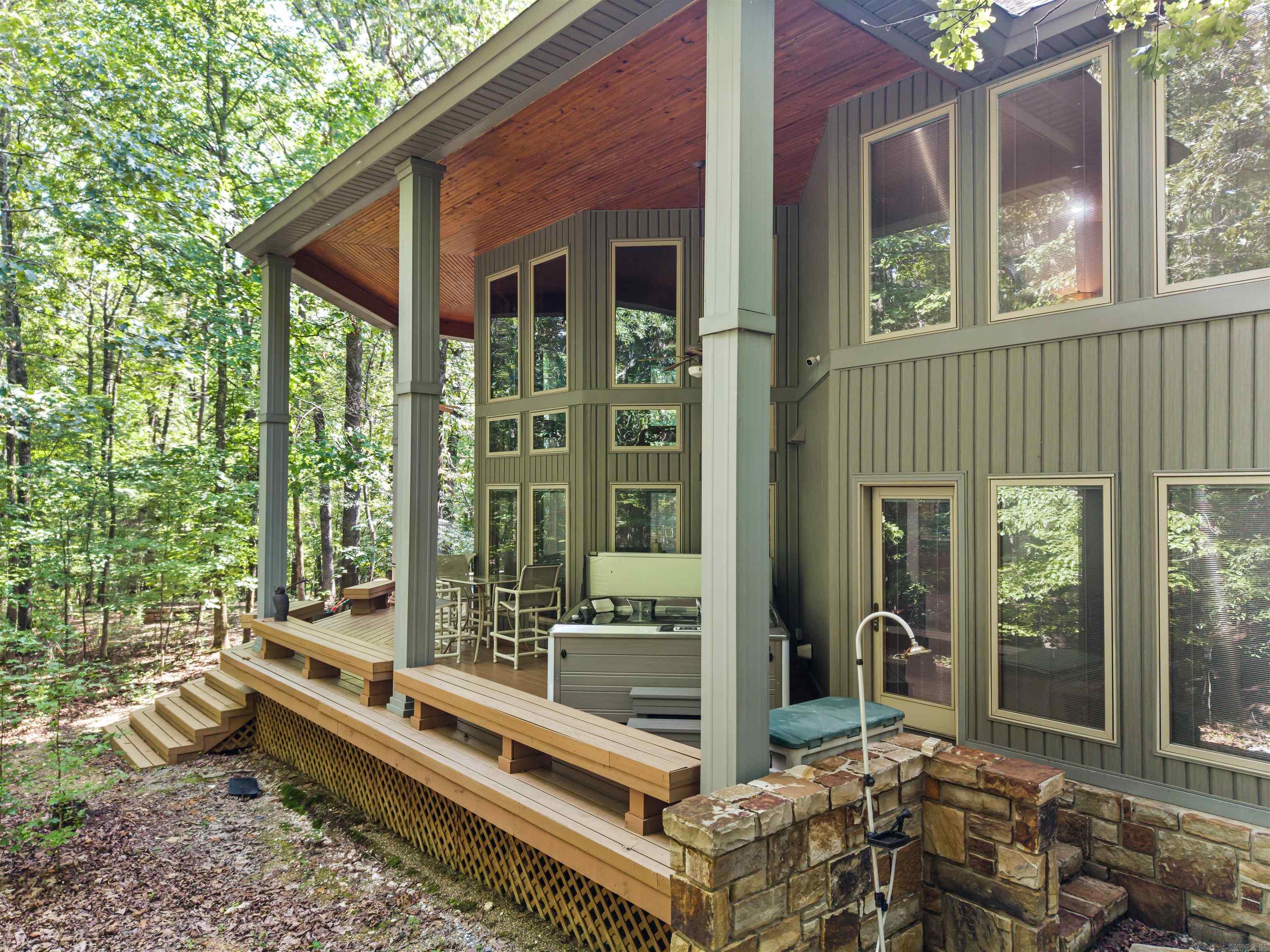 163 Quail Run Lane Mount Ida, AR 71957