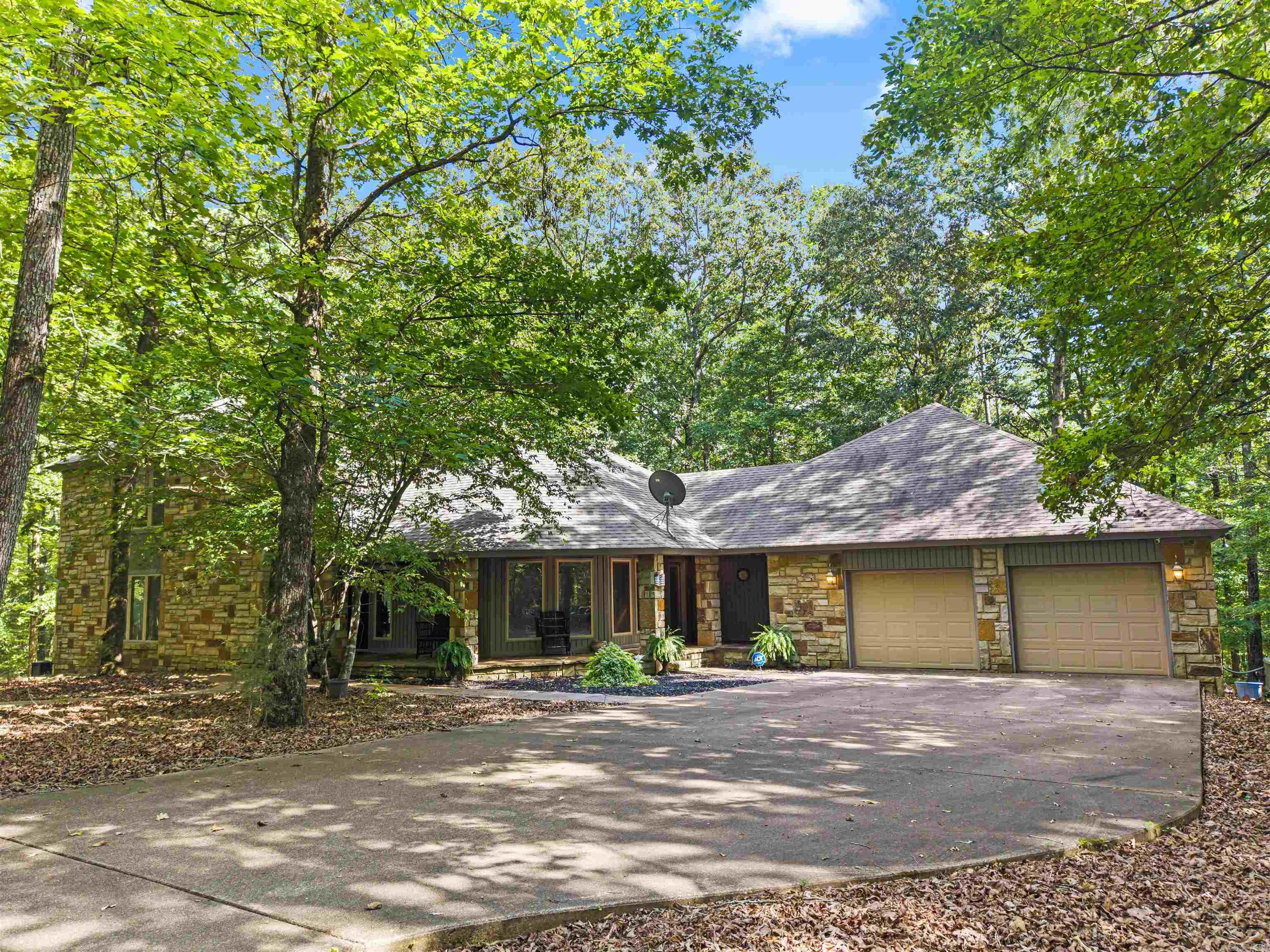 163 Quail Run Lane Mount Ida, AR 71957