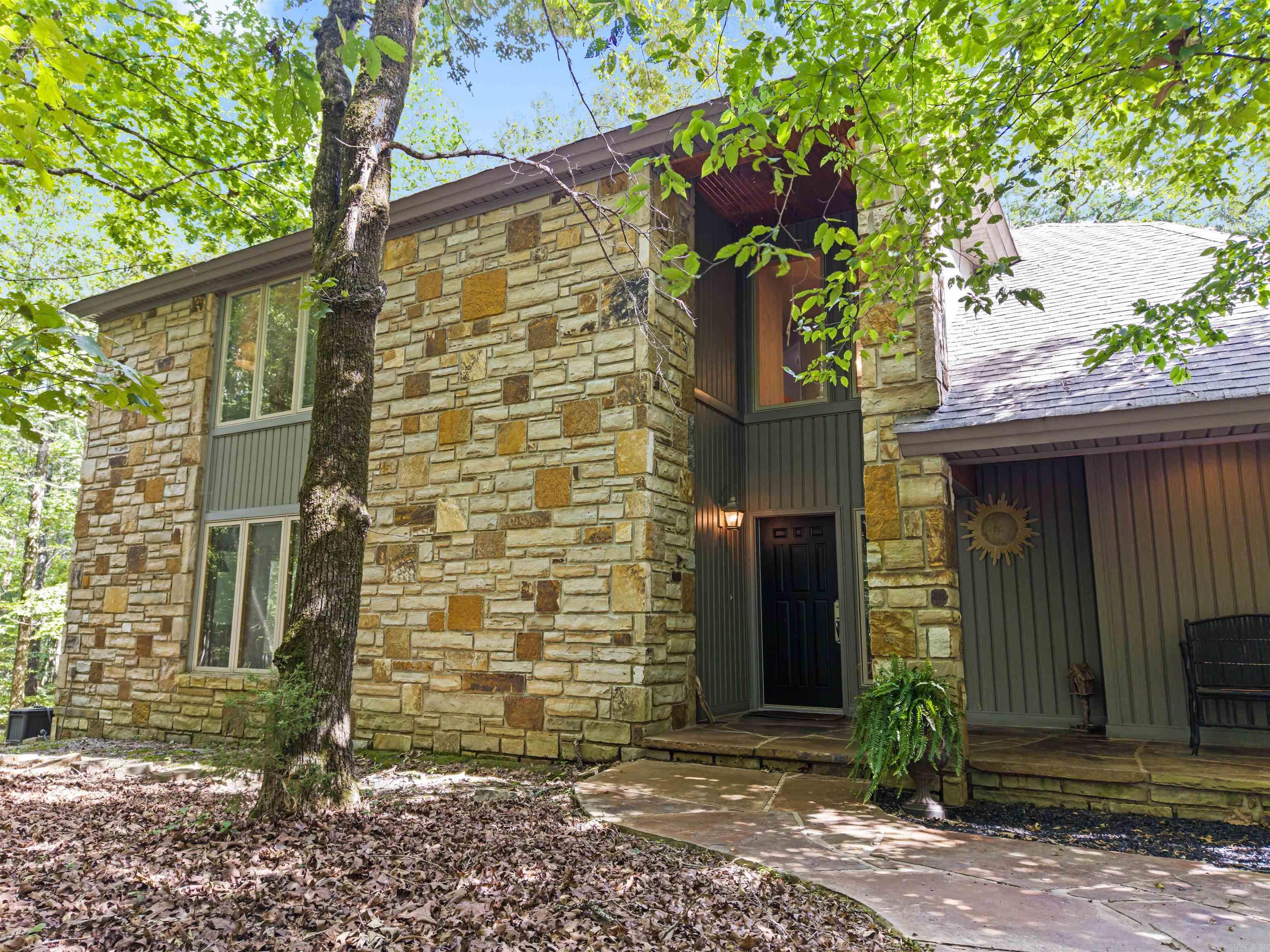 163 Quail Run Lane Mount Ida, AR 71957
