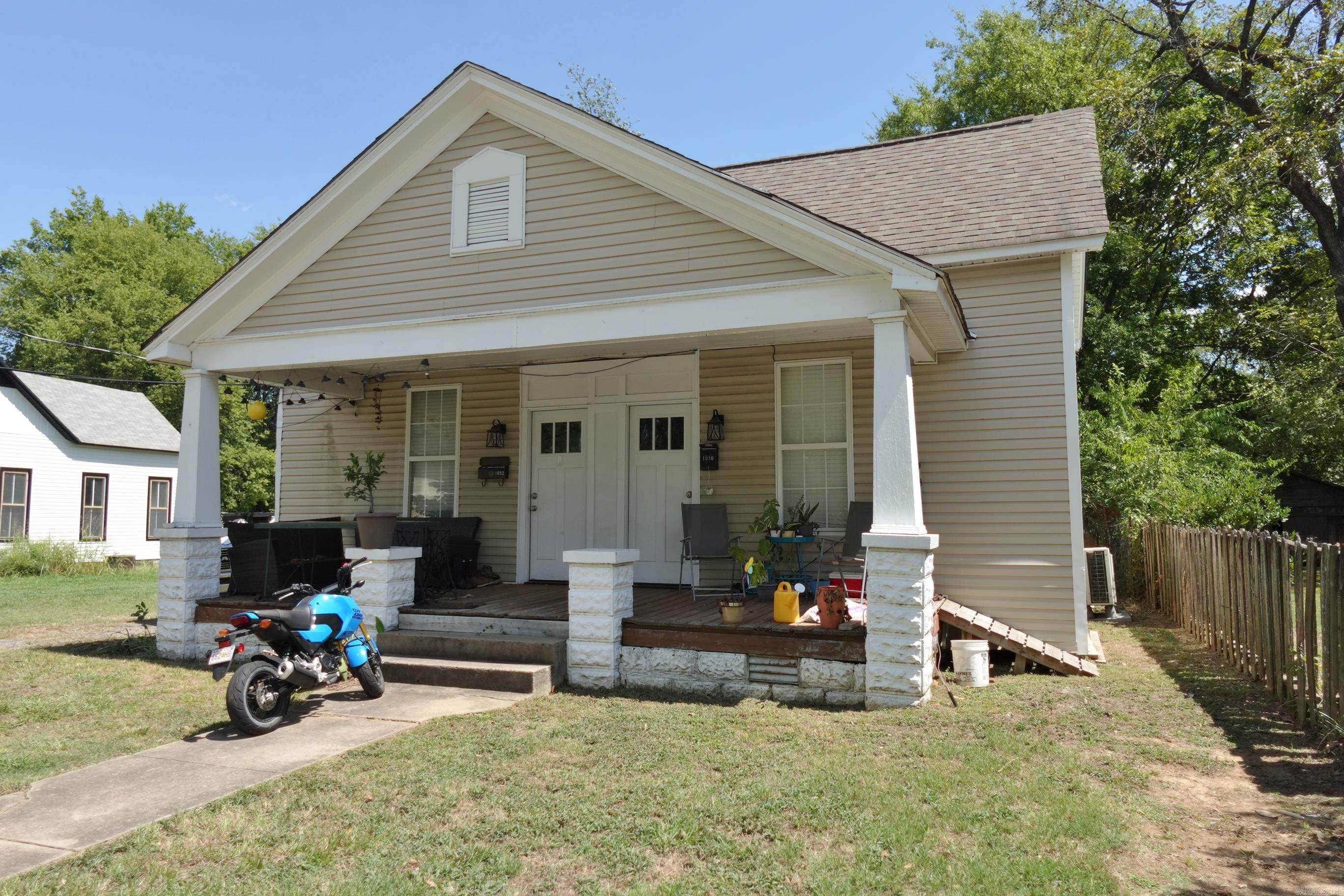 1030 Clifton St. — photo 4