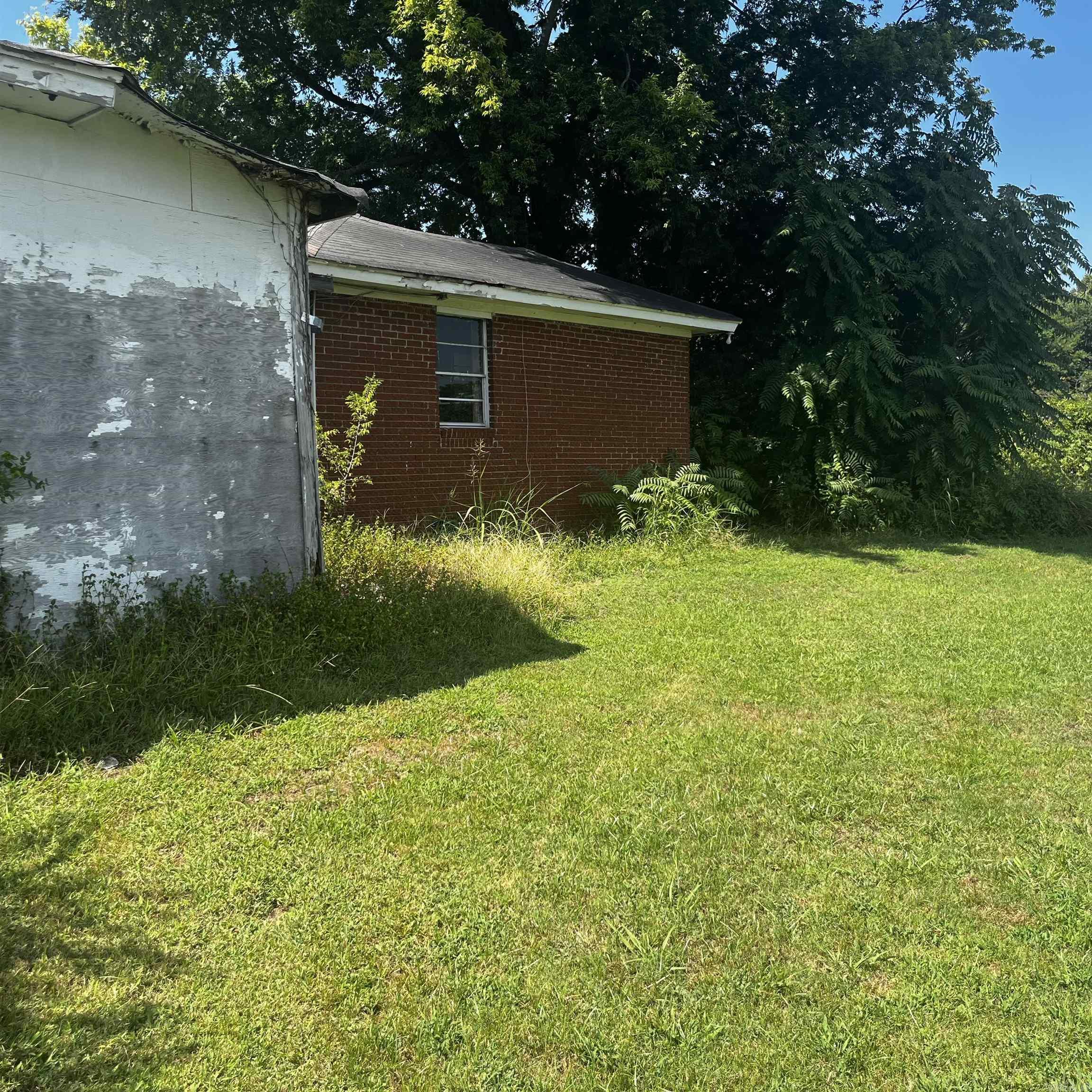 1711 west 2nd  Pine Bluff, AR