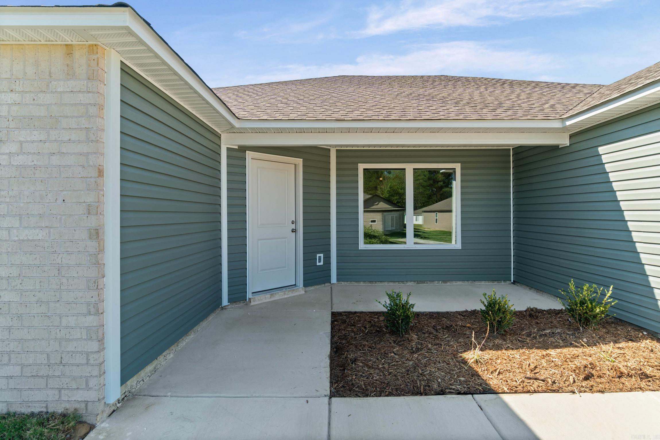1409 Manor Court — photo 5